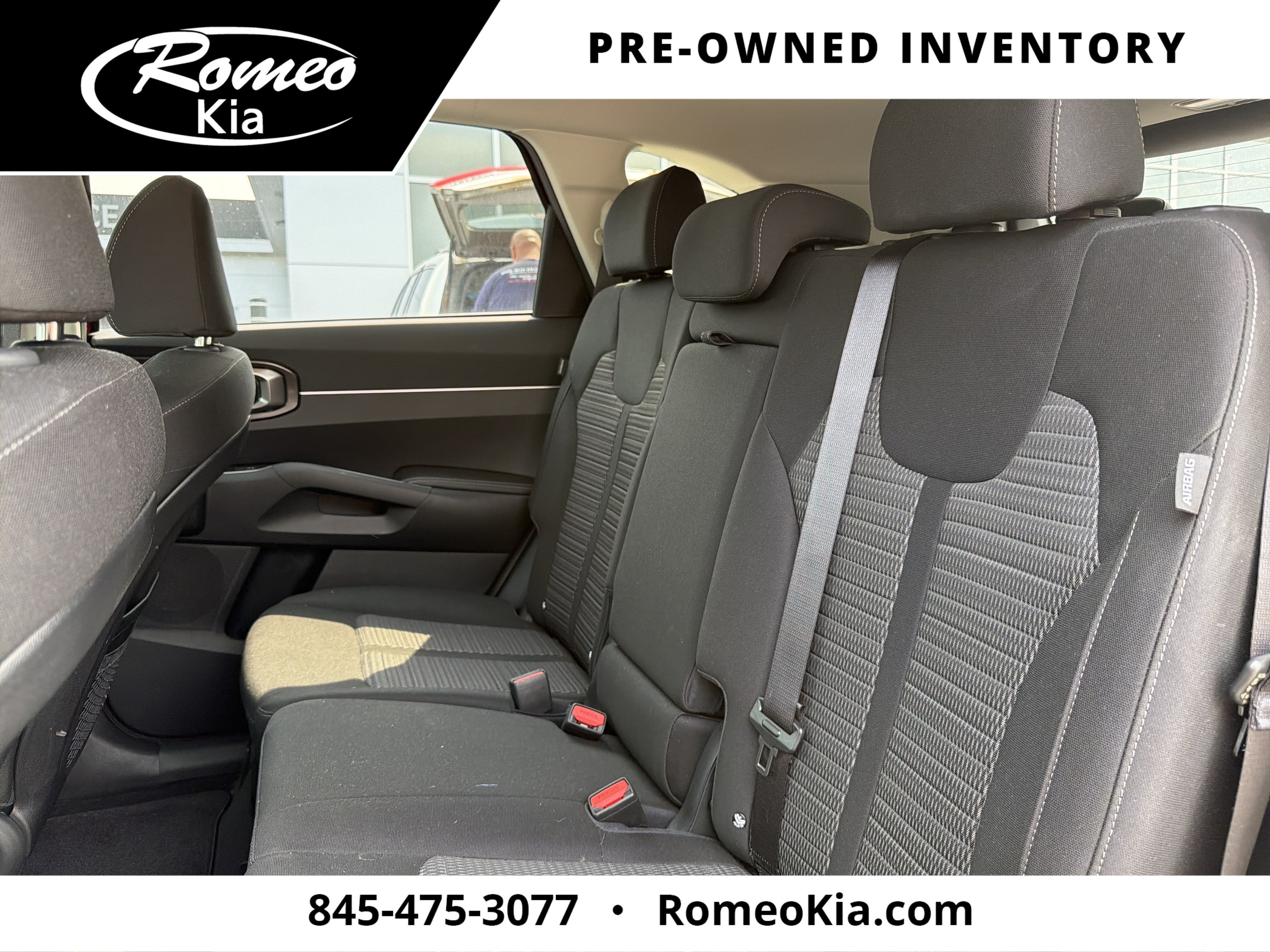 2025 Kia Sorento LX