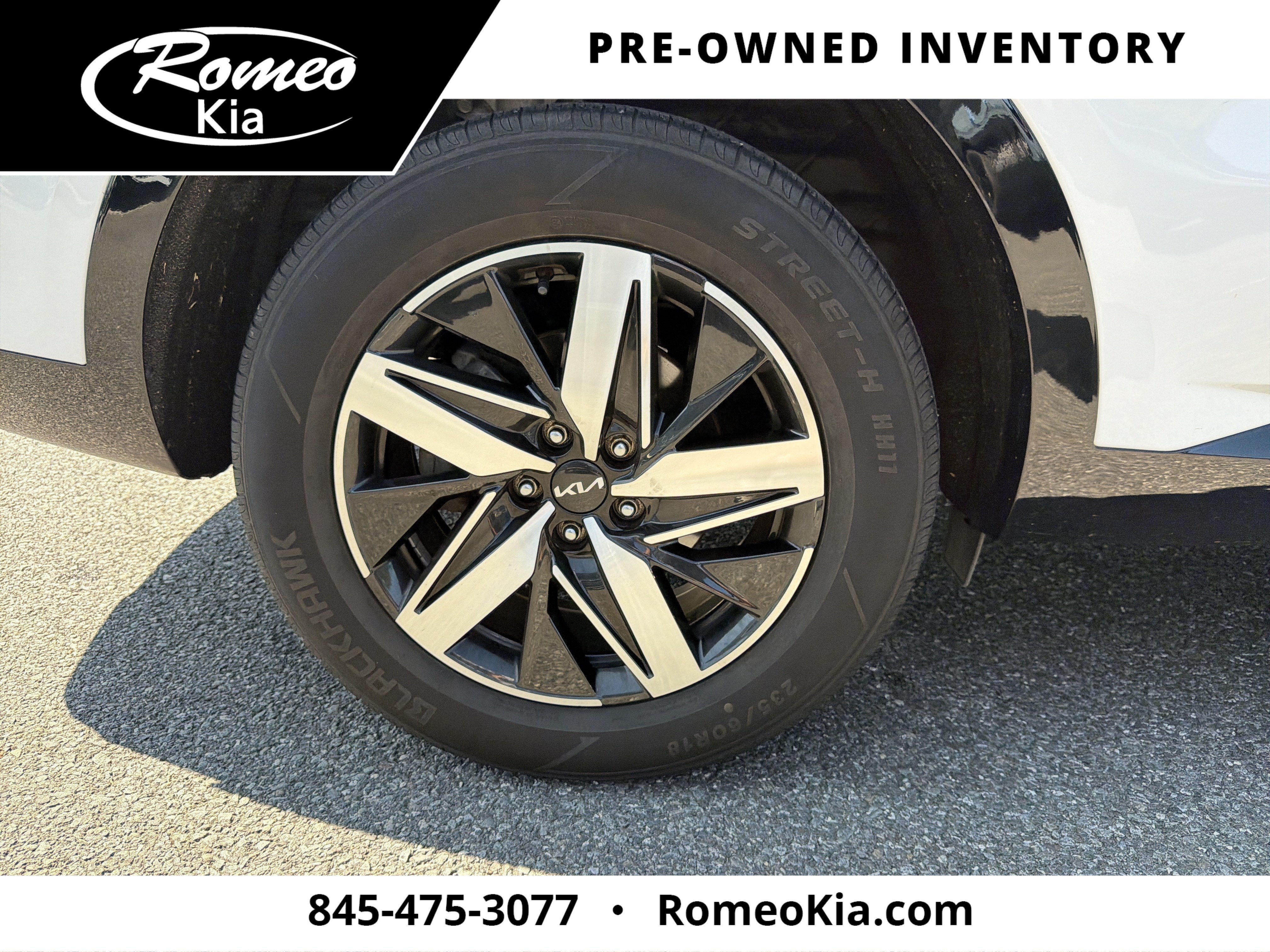 2023 Kia Sorento EX
