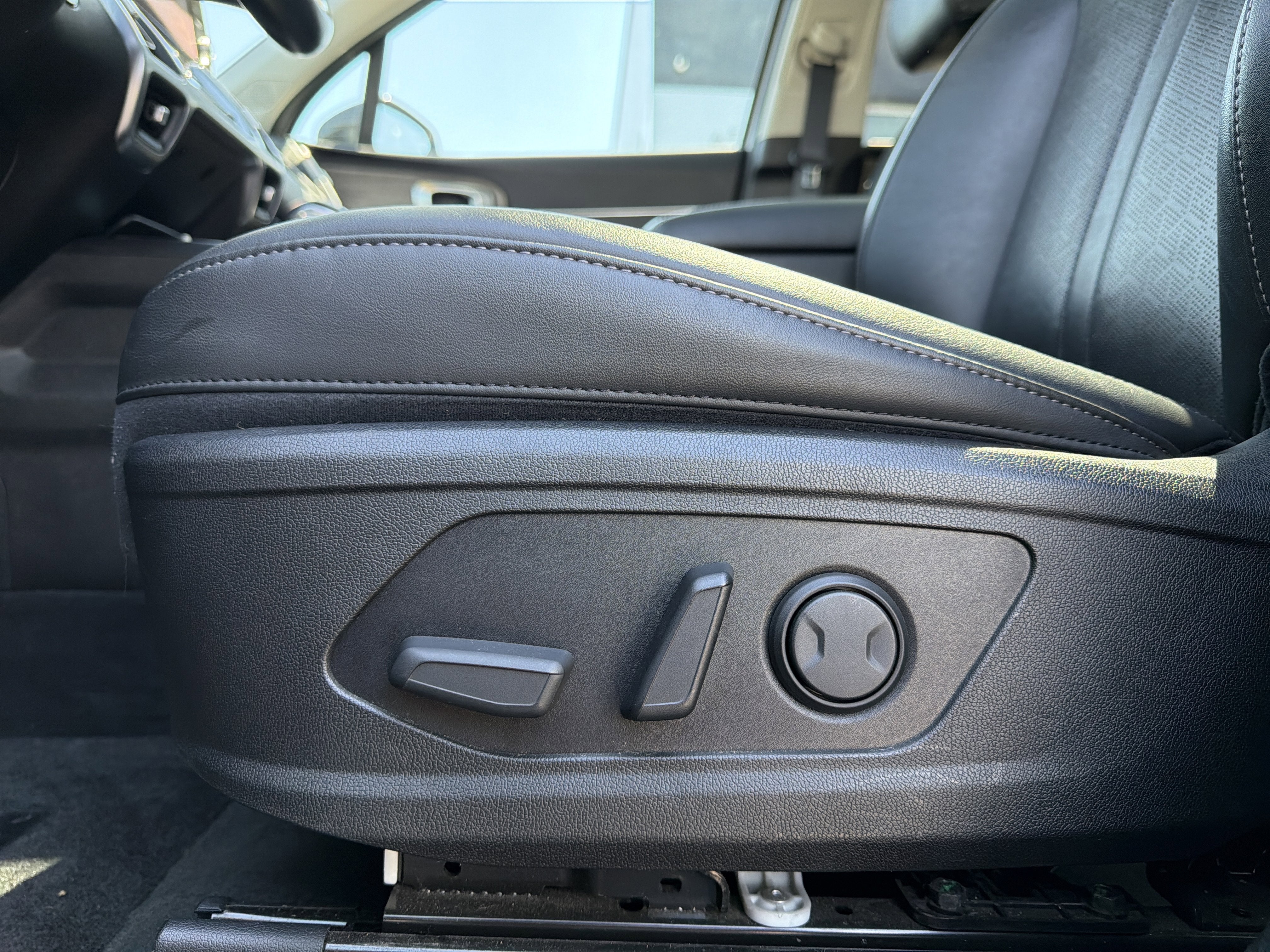 2022 Kia Sorento EX