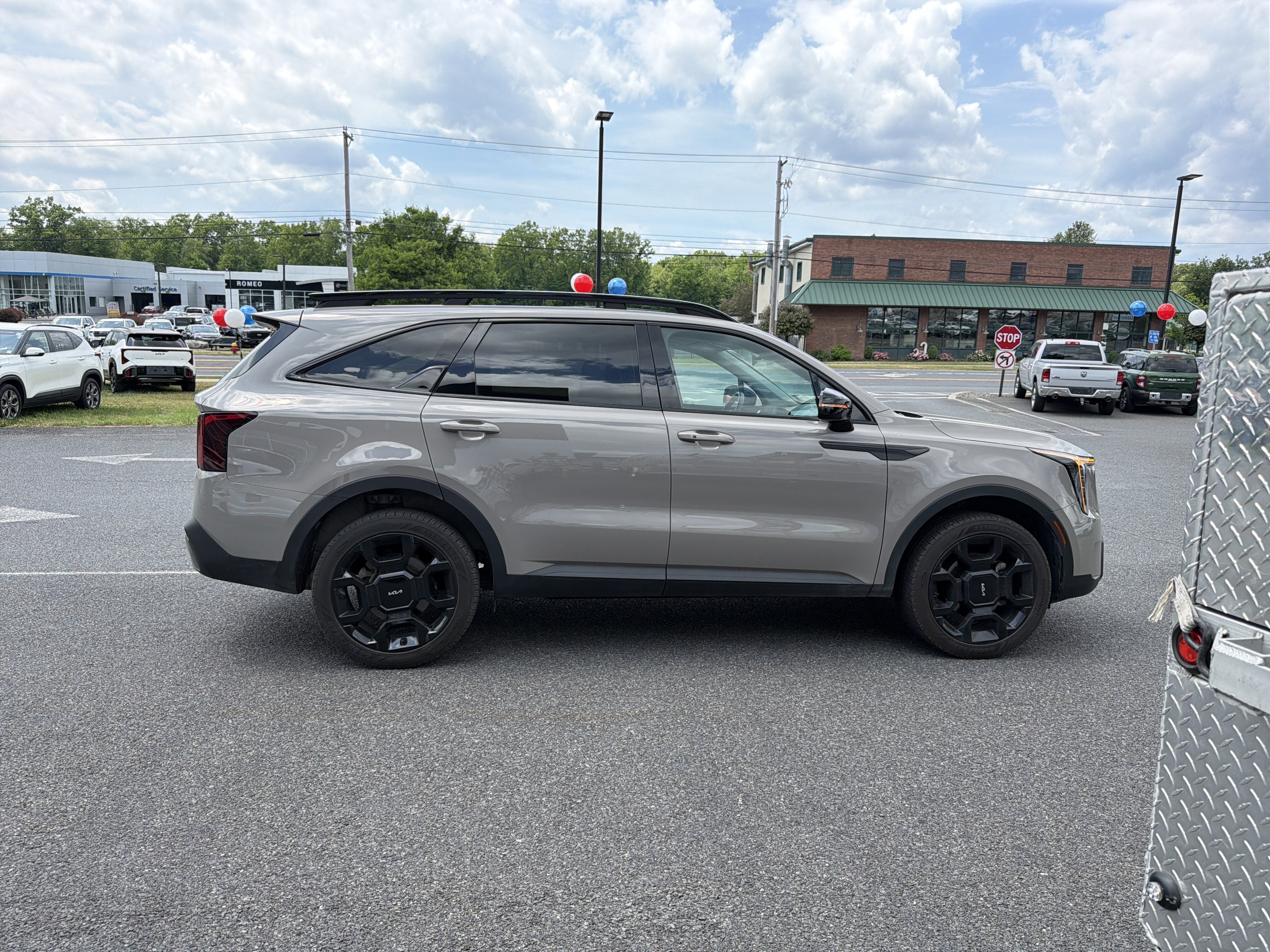 2024 Kia Sorento X-Line EX