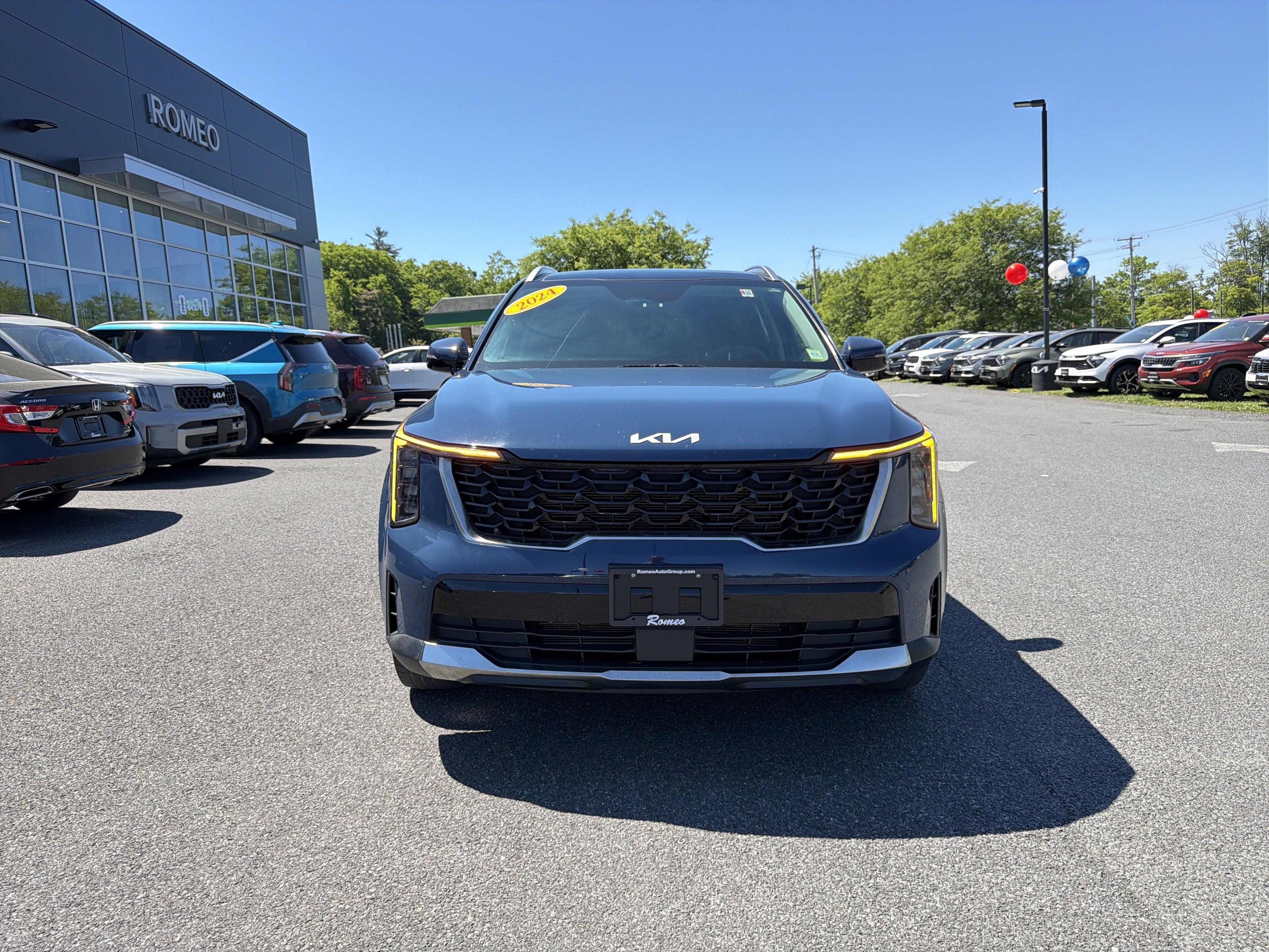 2024 Kia Sorento S