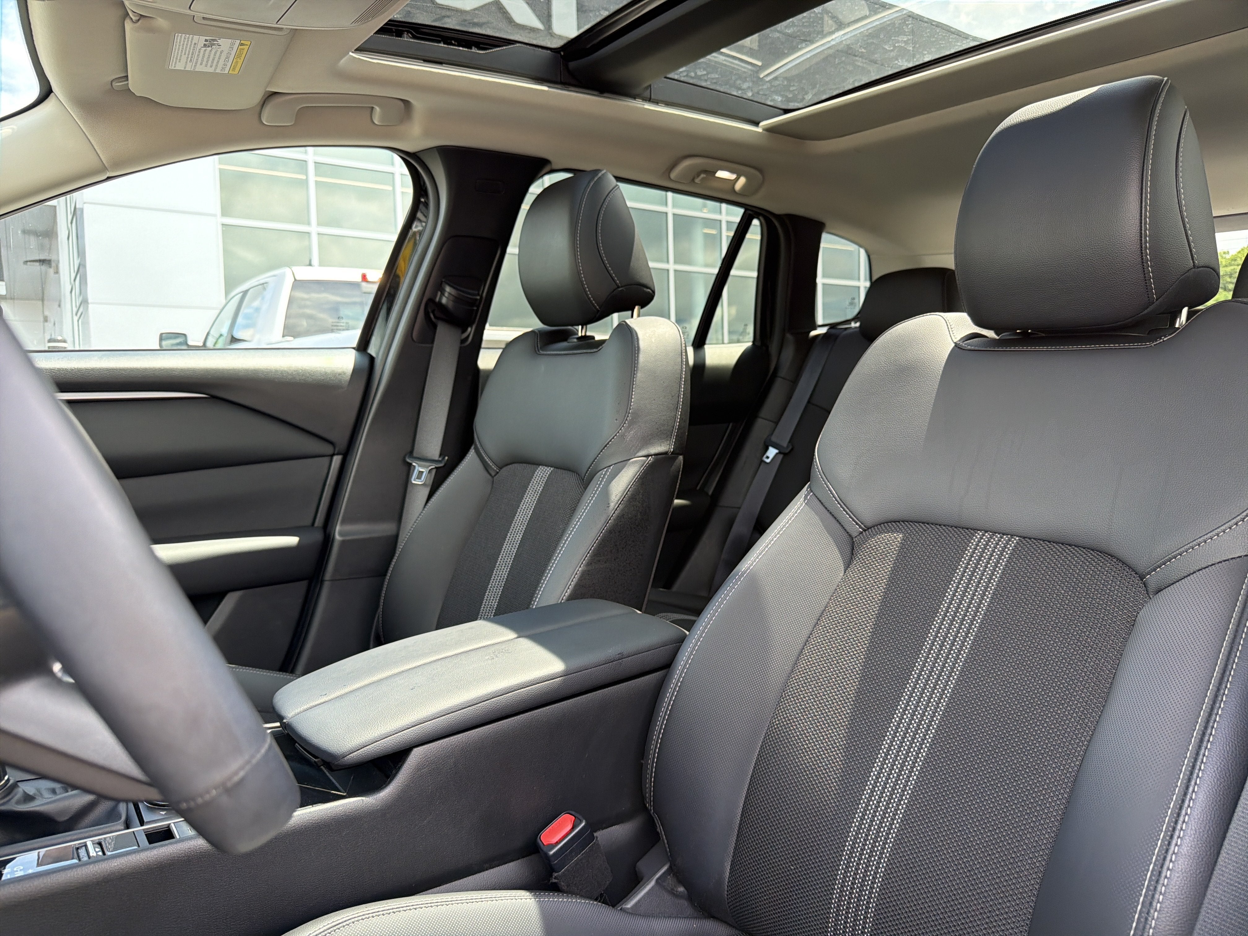 2025 Mazda Mazda CX-50 2.5 S Premium Package