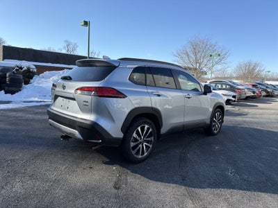 2024 Toyota Corolla Cross XLE