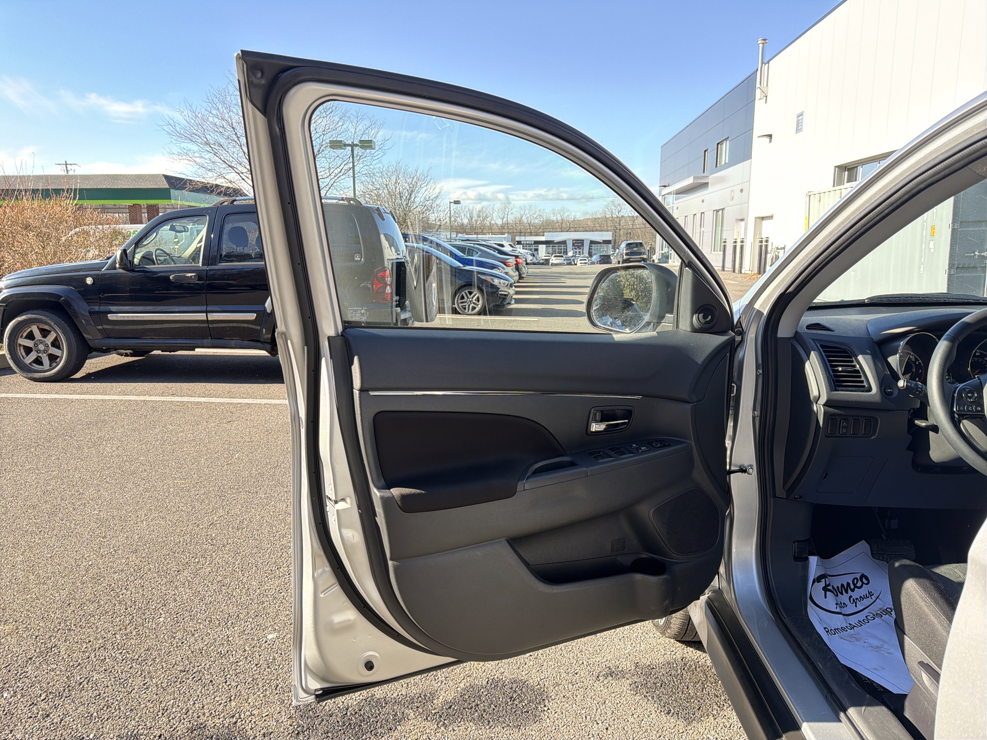 2025 Mitsubishi Outlander Sport 2.0 LE