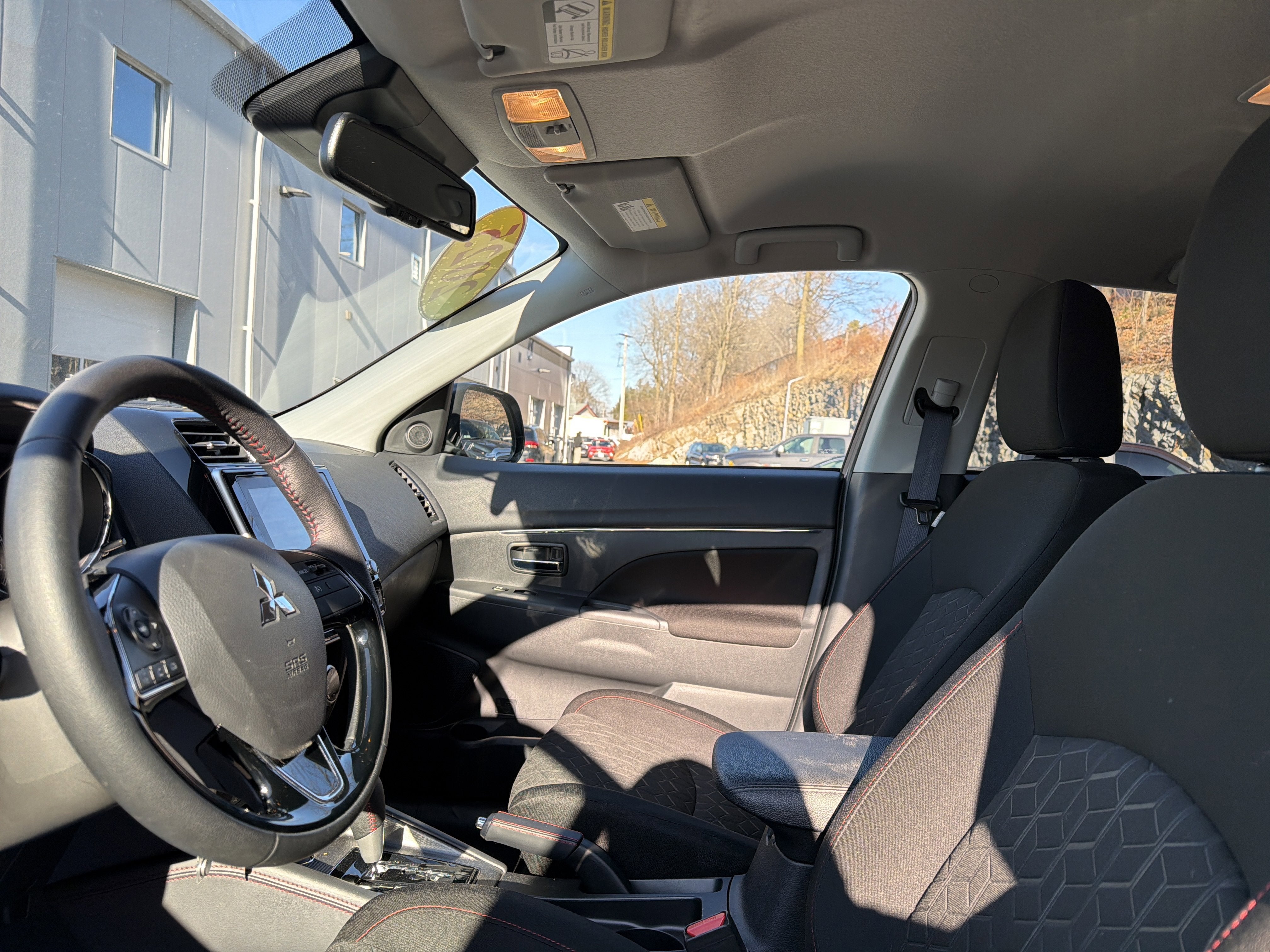 2025 Mitsubishi Outlander Sport 2.0 LE