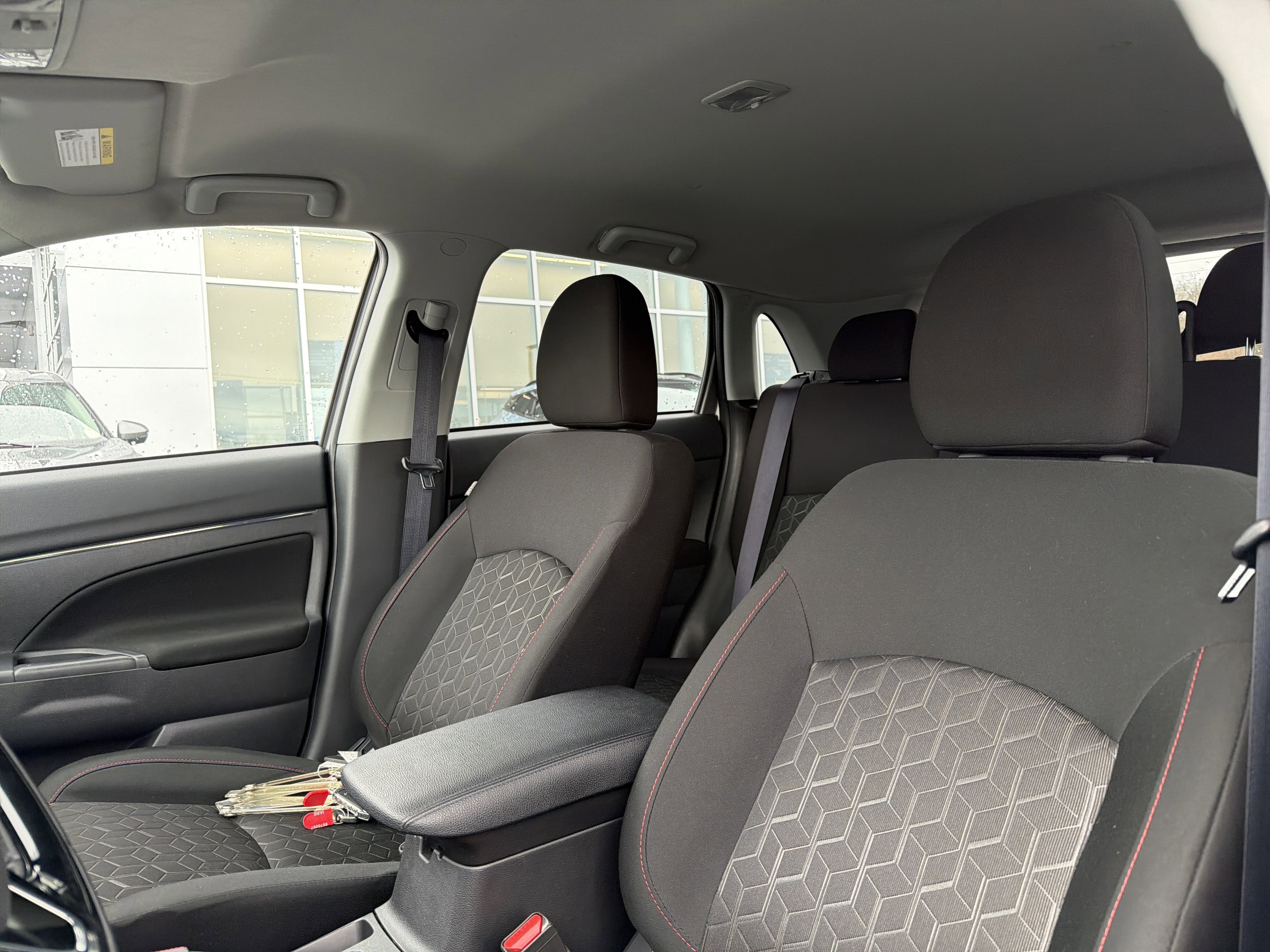 2025 Mitsubishi Outlander Sport 2.0 ES