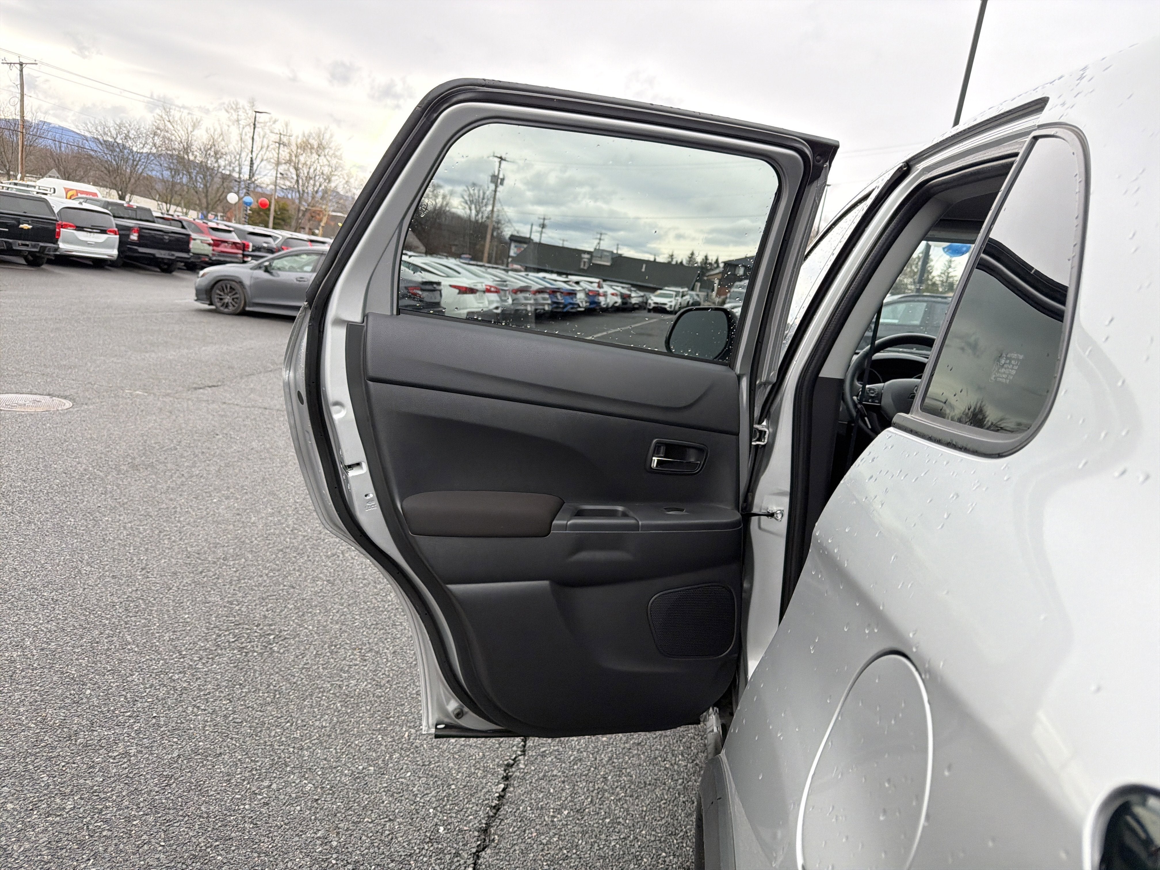 2025 Mitsubishi Outlander Sport 2.0 ES