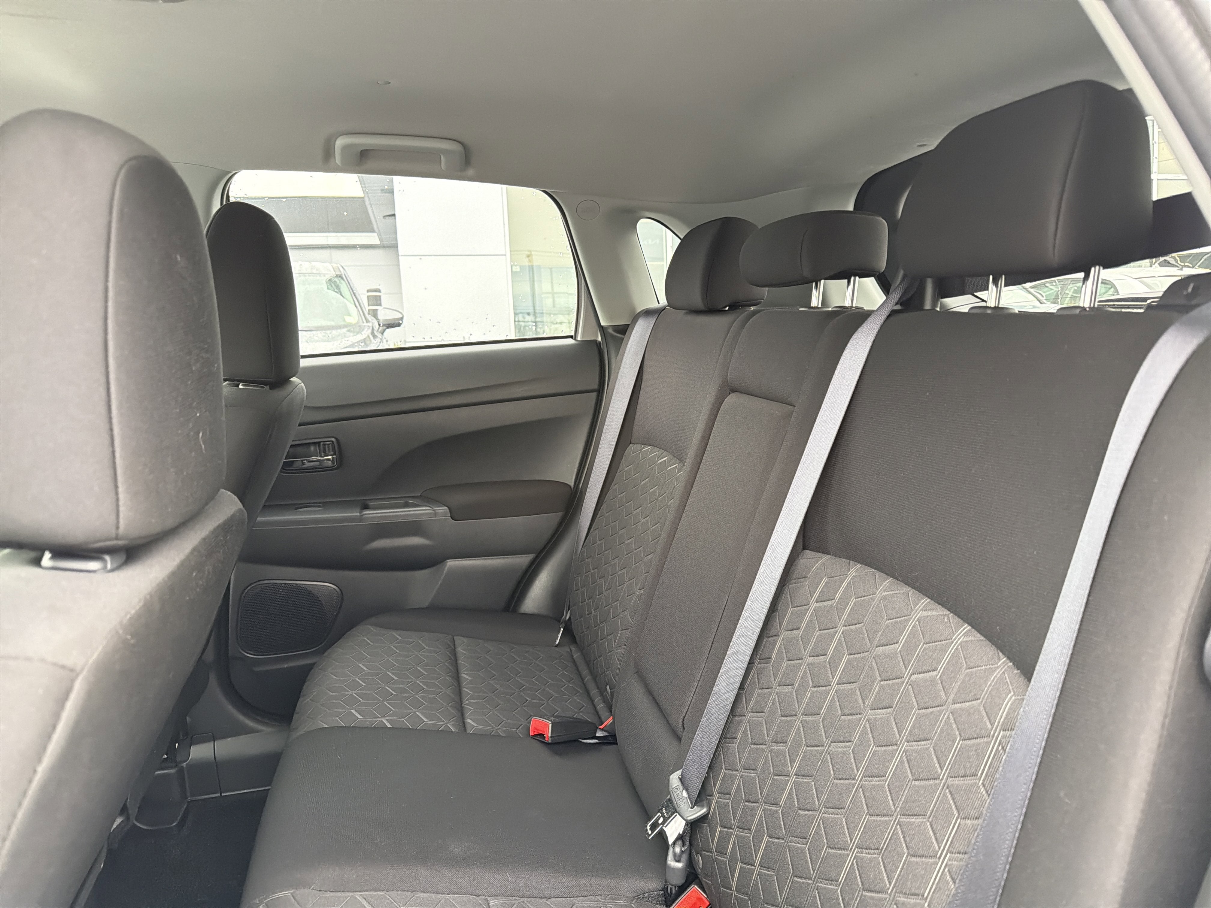 2025 Mitsubishi Outlander Sport 2.0 ES