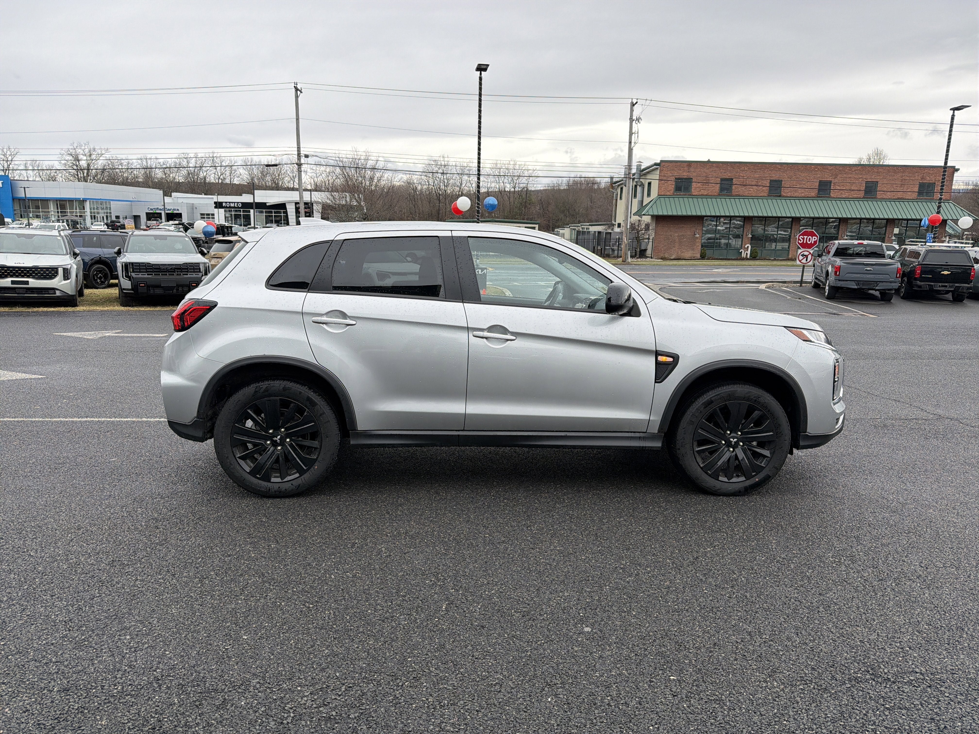 2025 Mitsubishi Outlander Sport 2.0 ES