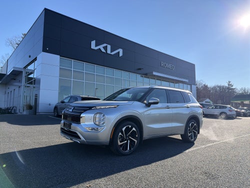 2023 Mitsubishi Outlander PHEV 40th Anniversary