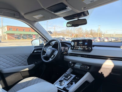 2023 Mitsubishi Outlander PHEV 40th Anniversary