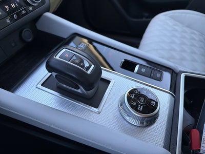 2023 Mitsubishi Outlander PHEV 40th Anniversary