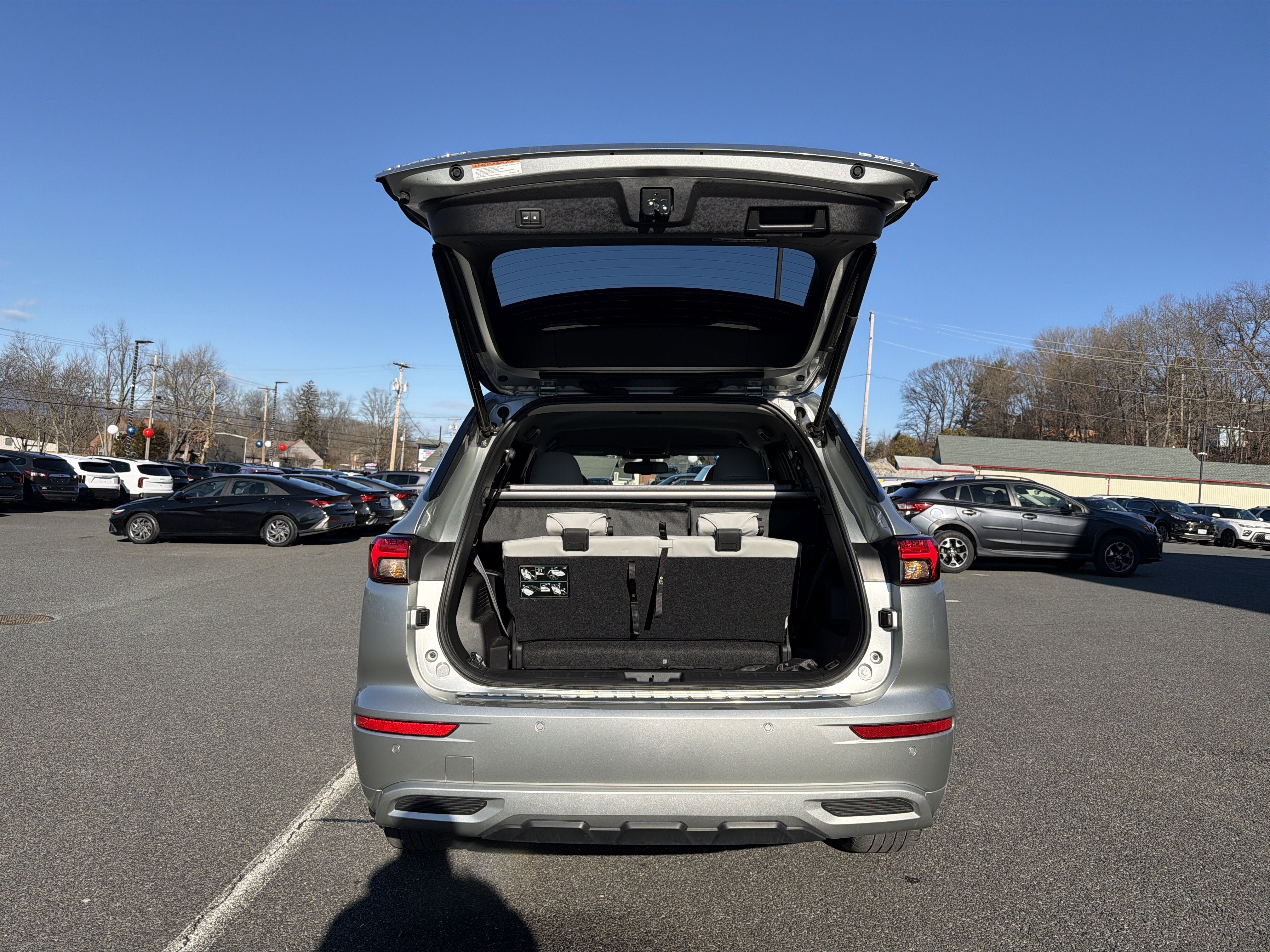 2023 Mitsubishi Outlander PHEV 40th Anniversary