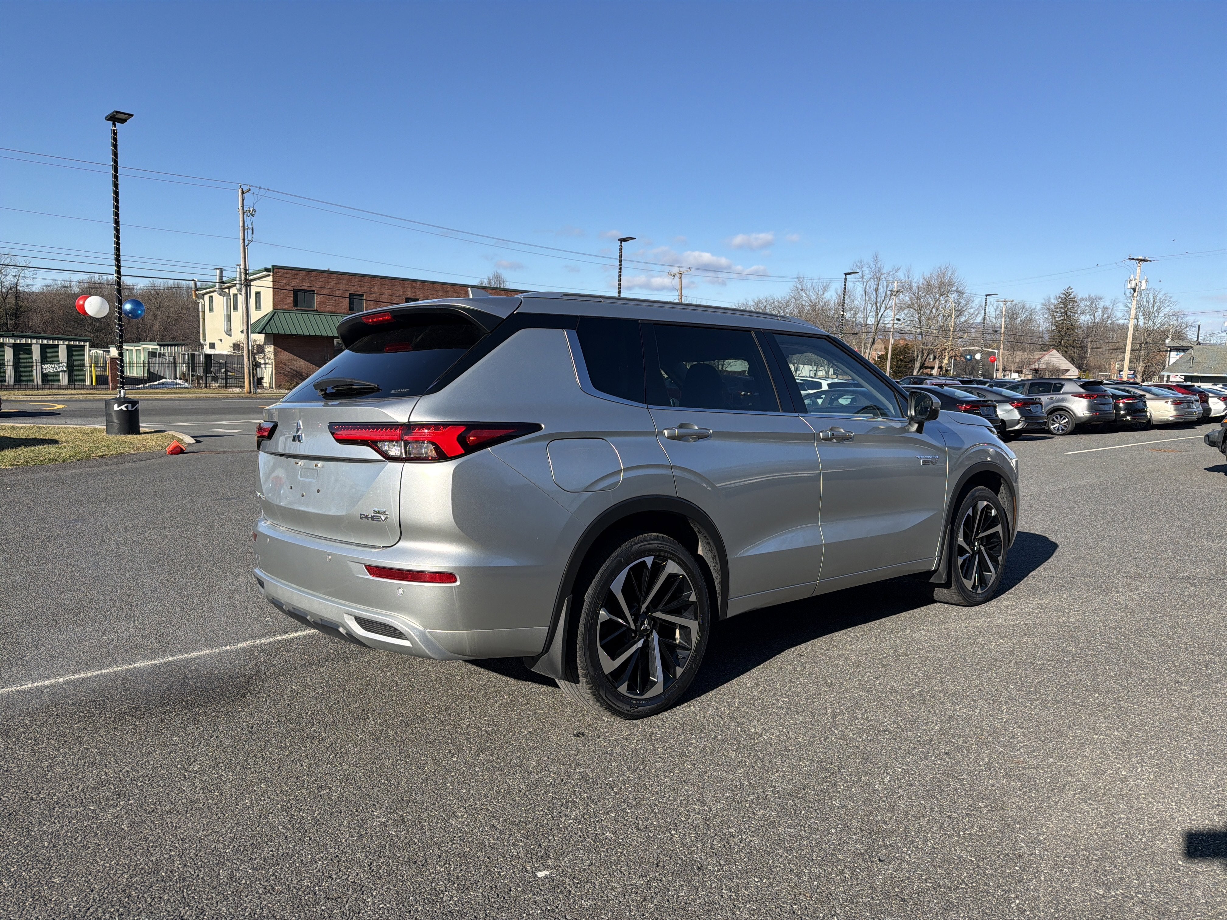 2023 Mitsubishi Outlander PHEV 40th Anniversary