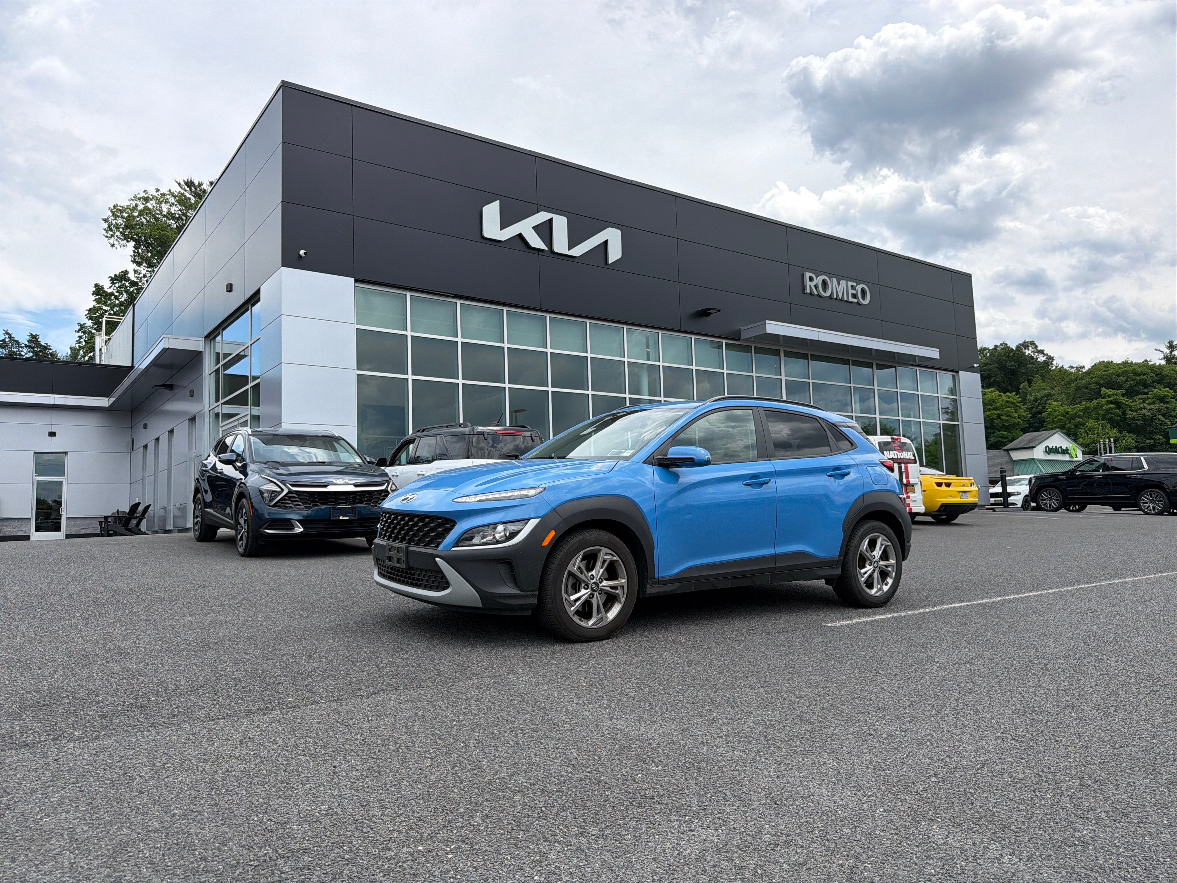 2022 Hyundai KONA SEL