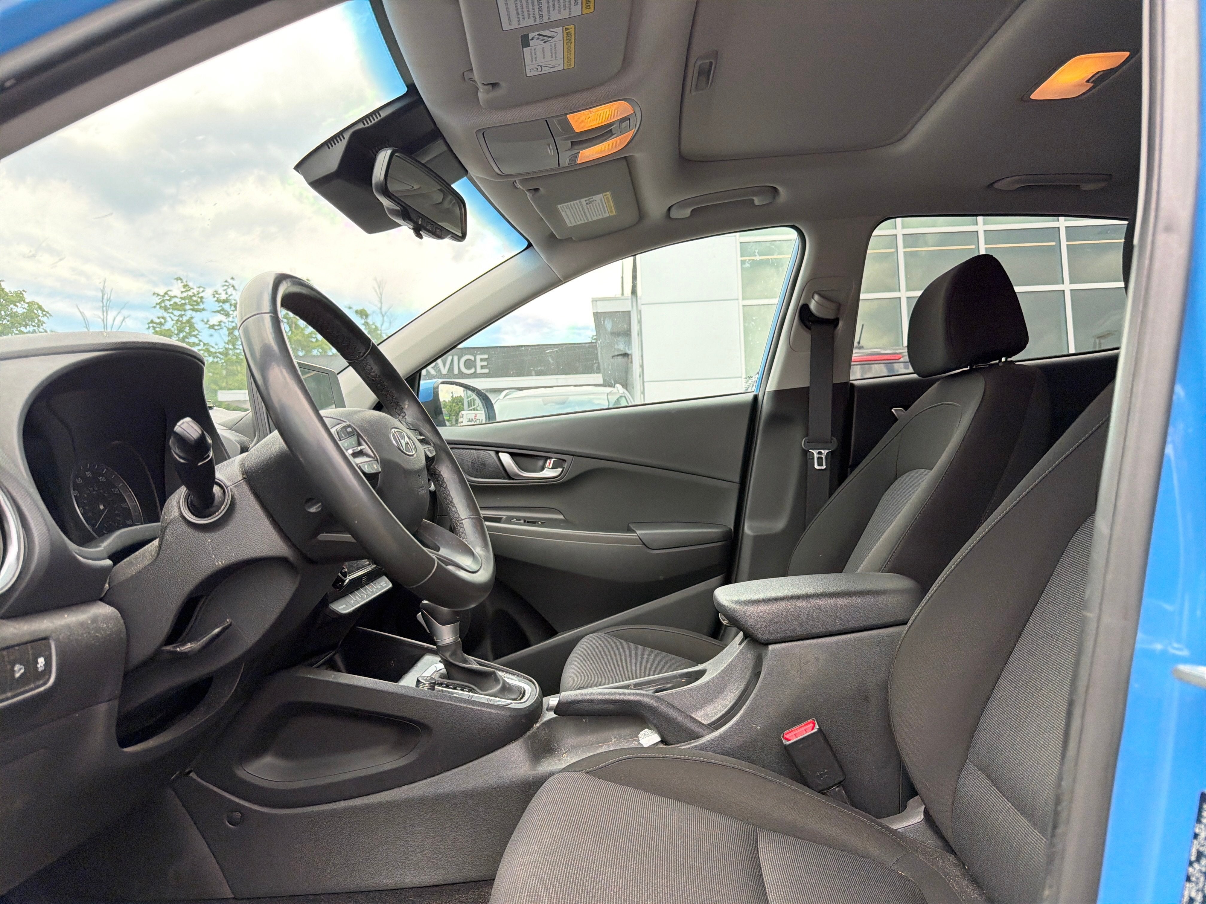 2022 Hyundai KONA SEL