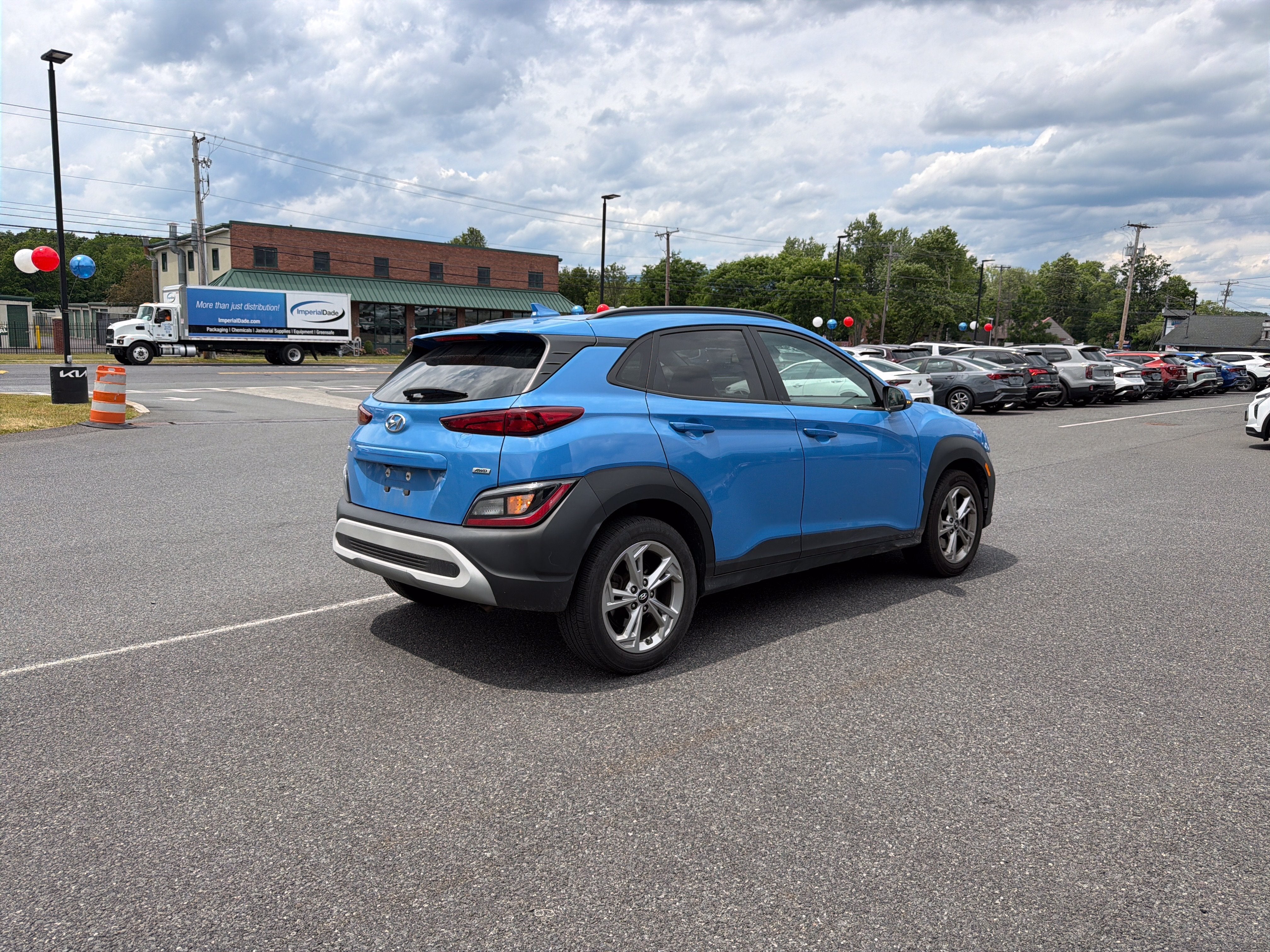 2022 Hyundai KONA SEL