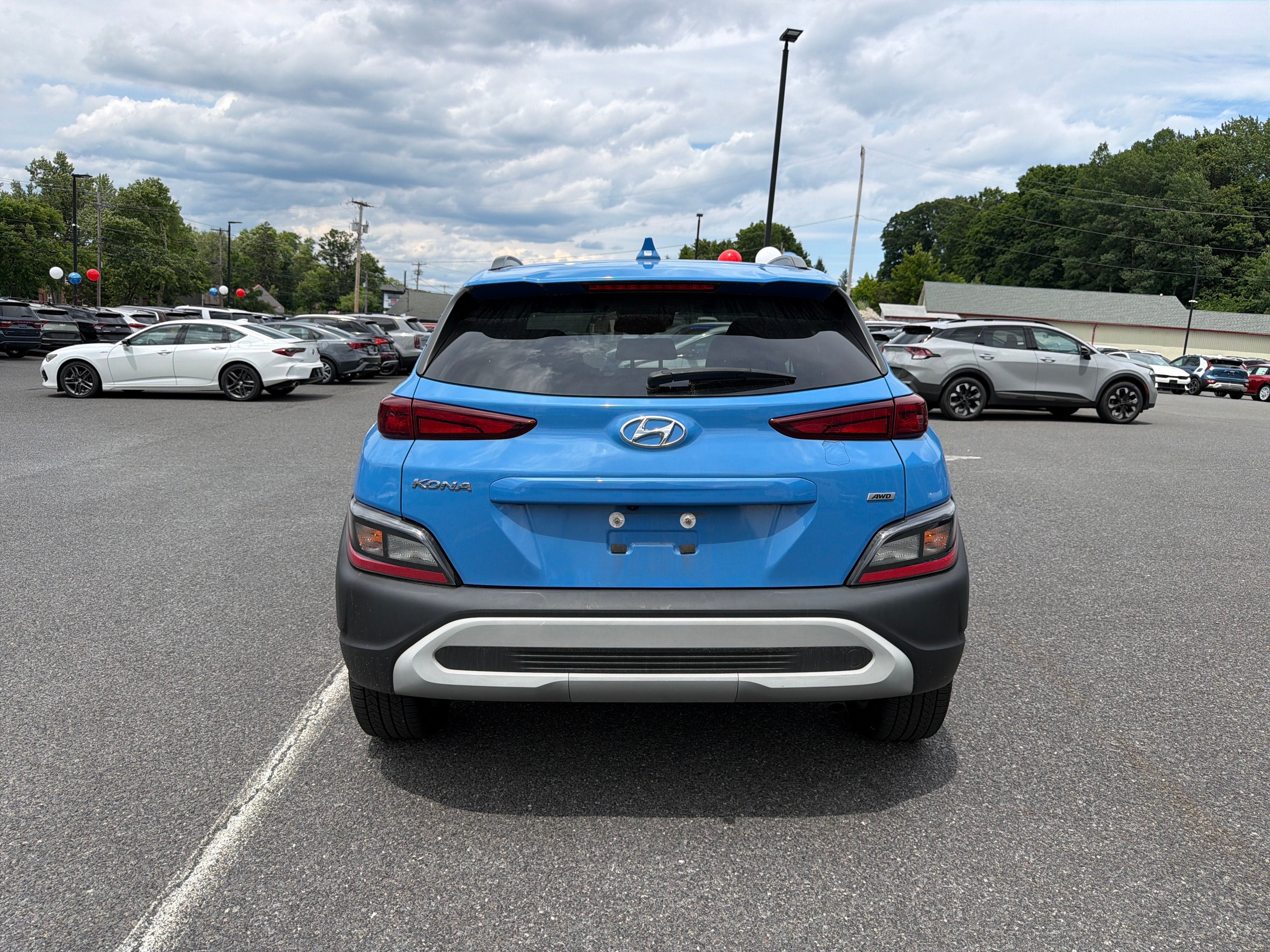 2022 Hyundai KONA SEL