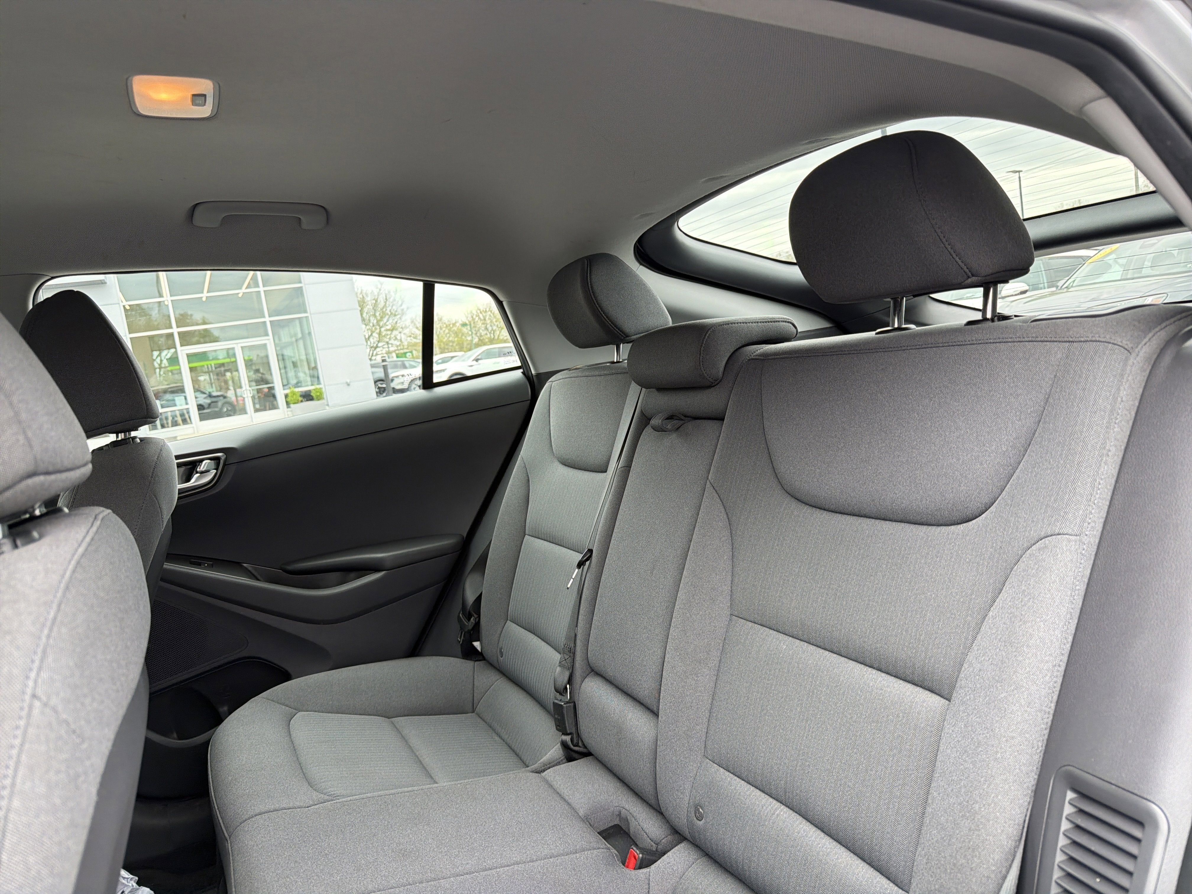 2022 Hyundai Ioniq Plug-In Hybrid SEL