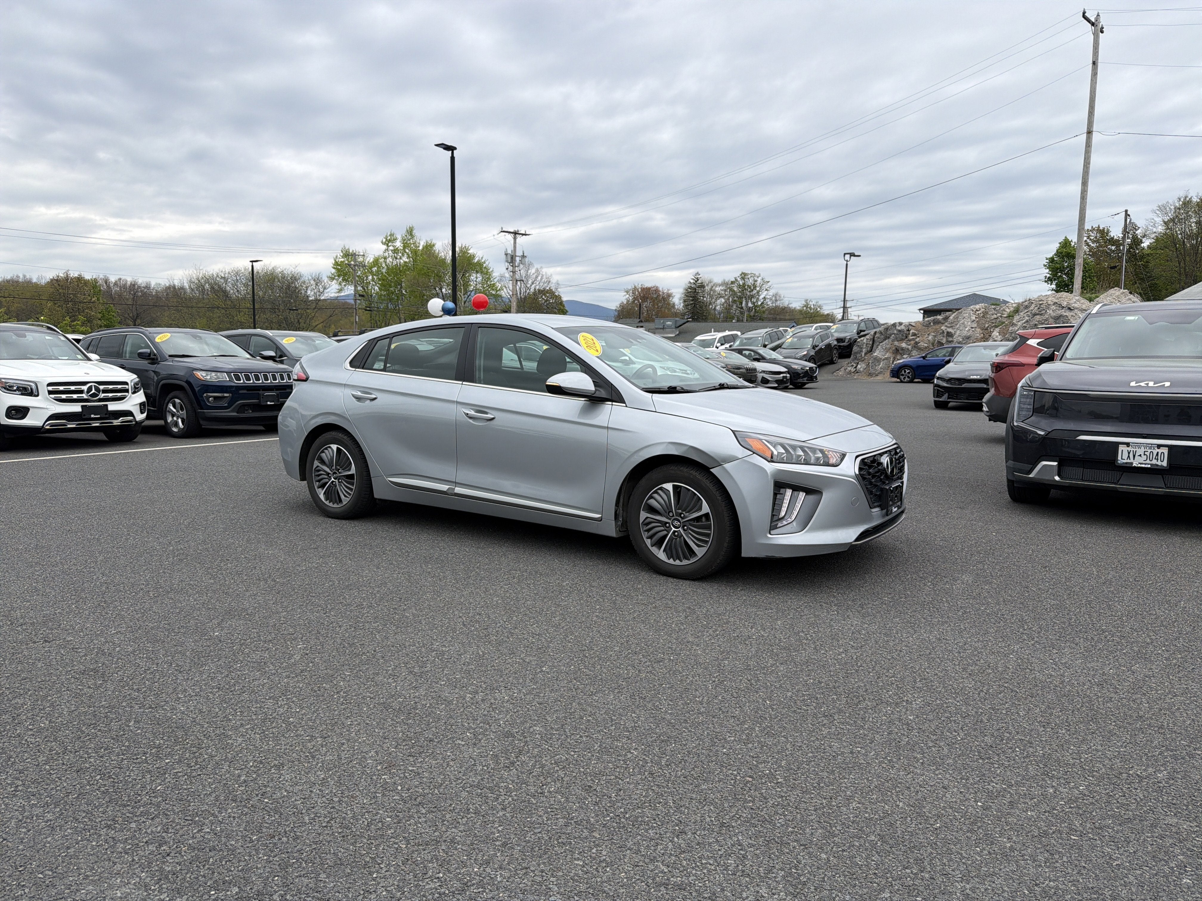 2022 Hyundai Ioniq Plug-In Hybrid SEL