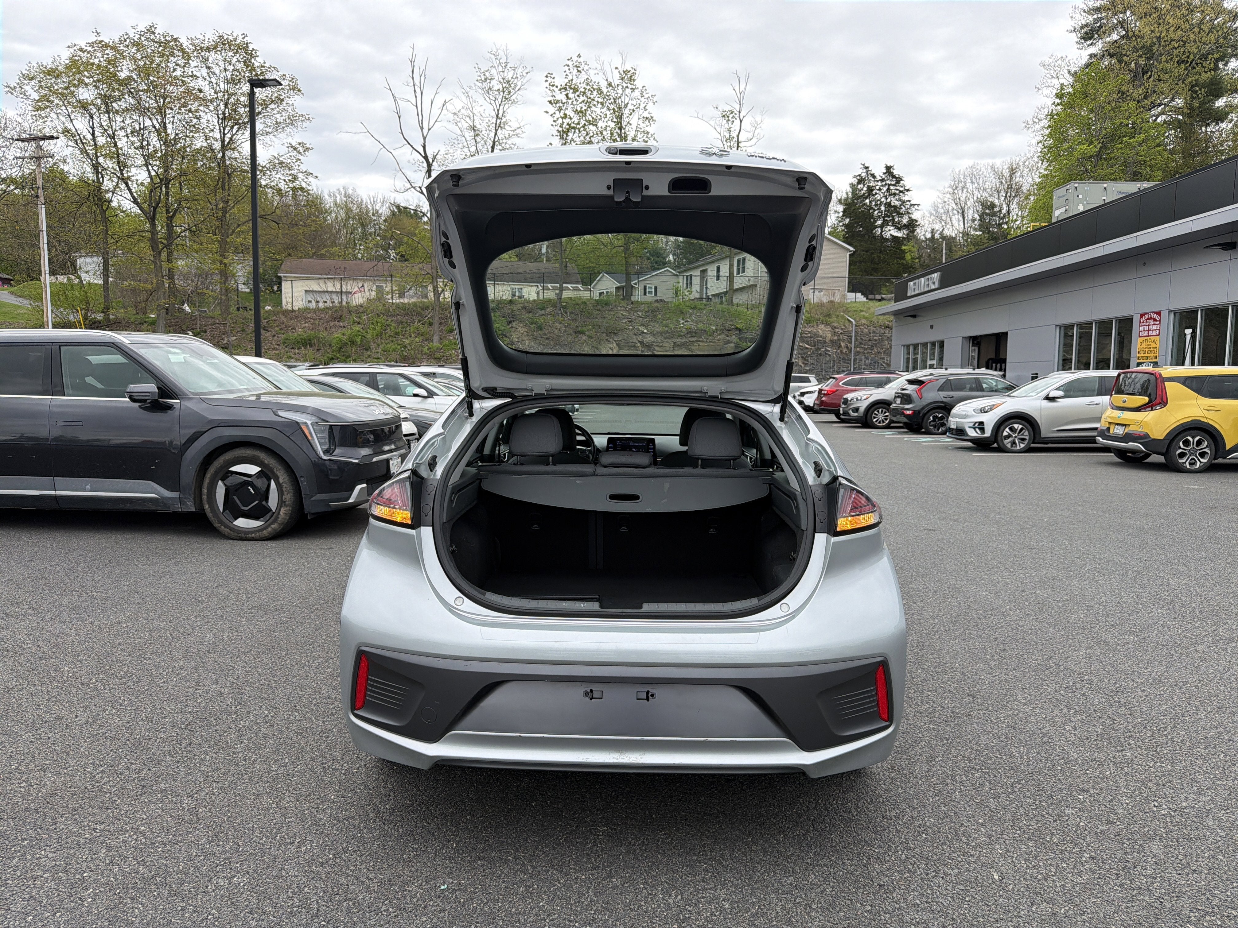 2022 Hyundai Ioniq Plug-In Hybrid SEL
