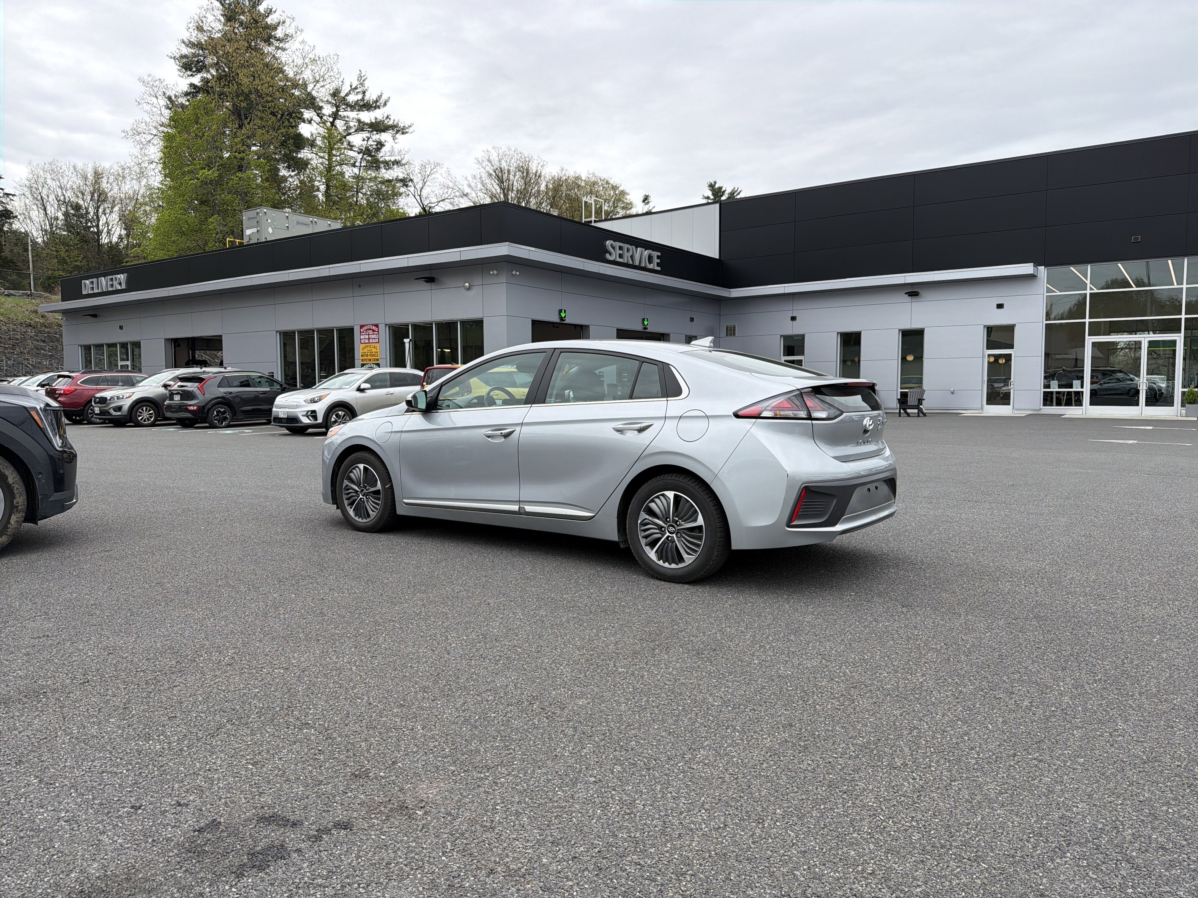 2022 Hyundai Ioniq Plug-In Hybrid SEL