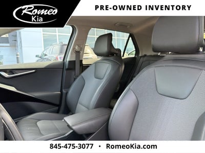 2024 Kia Niro EX Touring