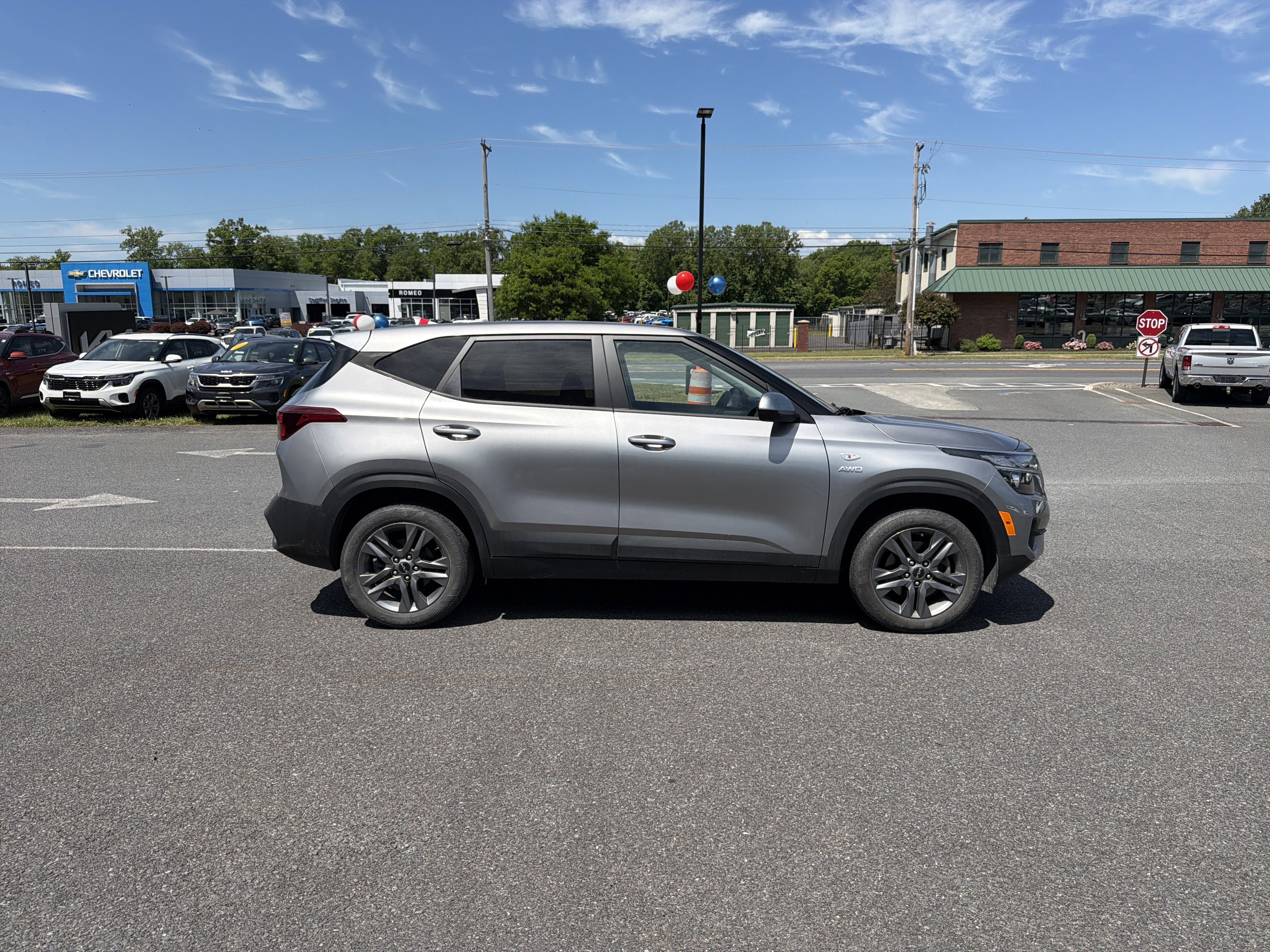 2023 Kia Seltos LX