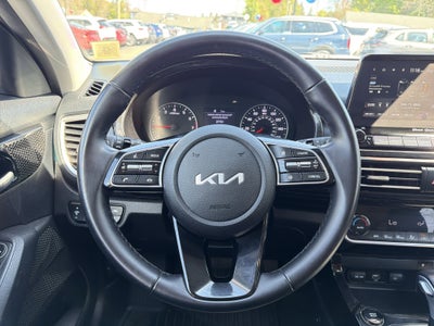 2022 Kia Seltos EX