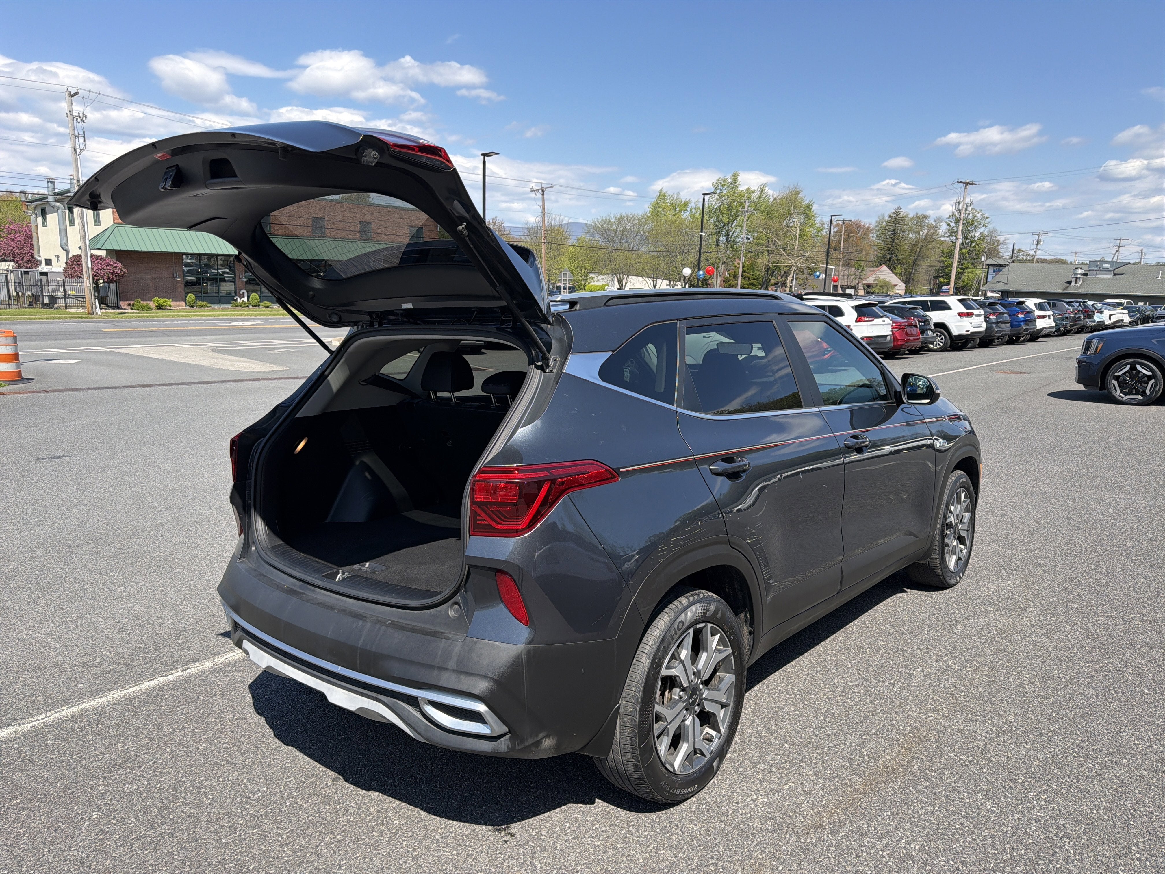 2022 Kia Seltos EX