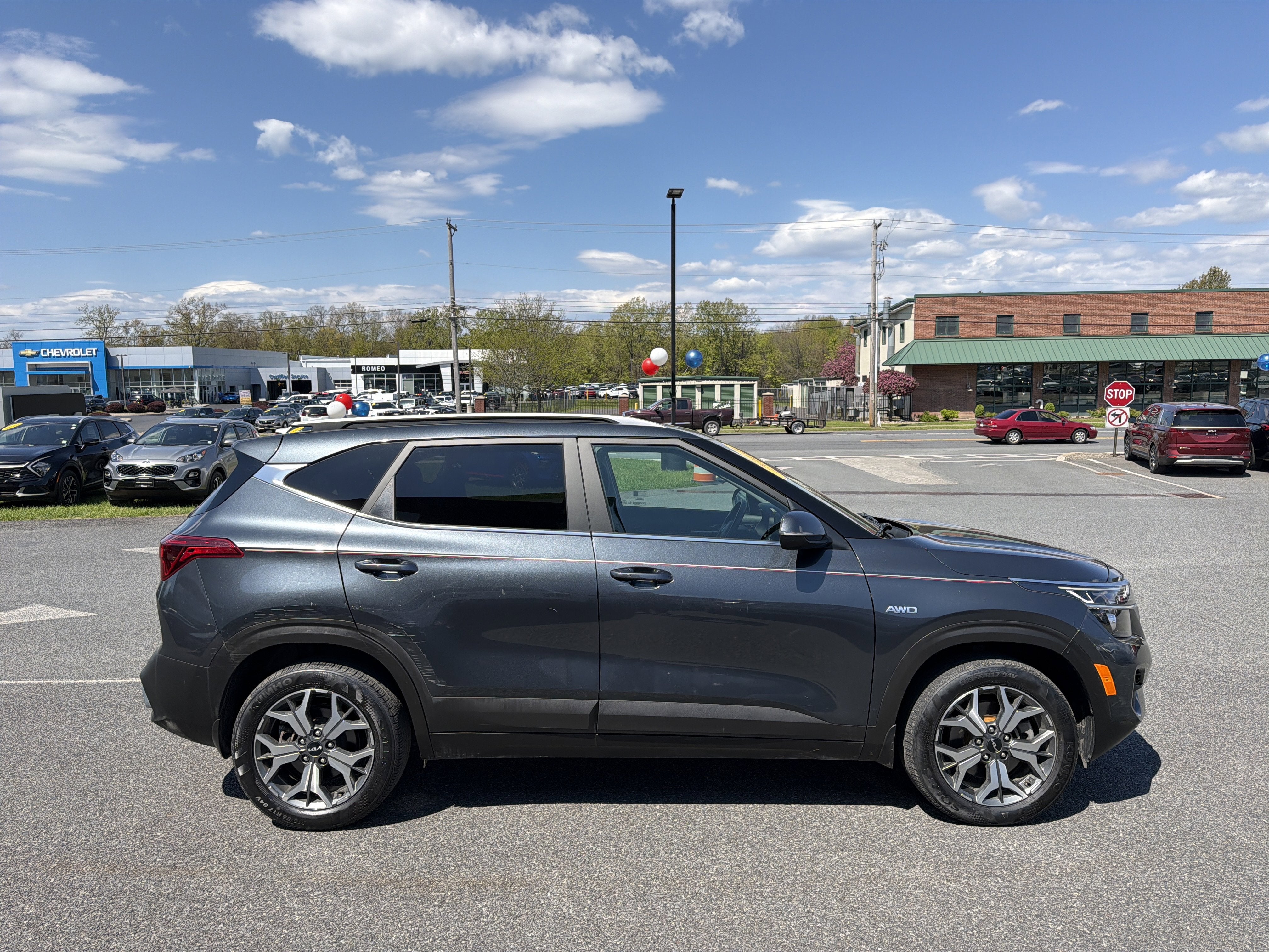 2022 Kia Seltos EX