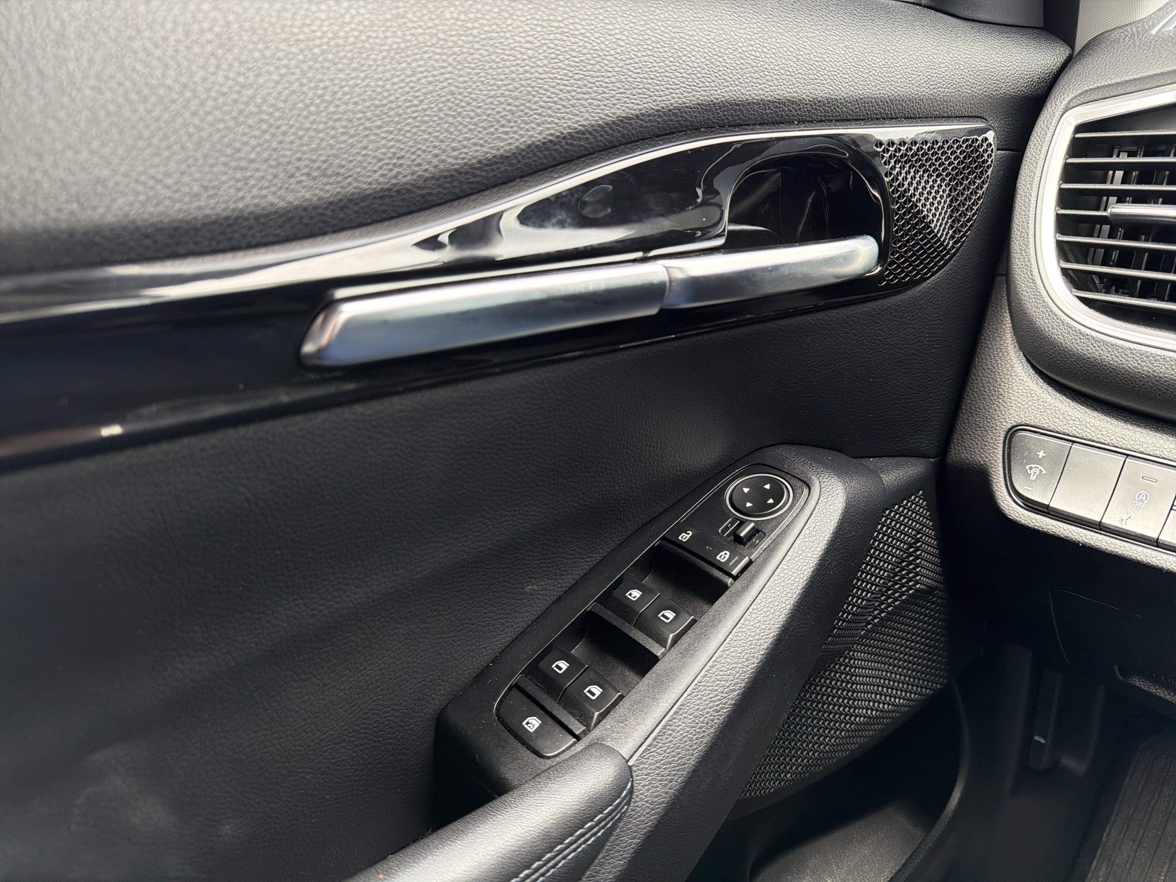 2023 Kia Seltos Nightfall