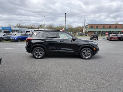 2024 Kia Seltos S