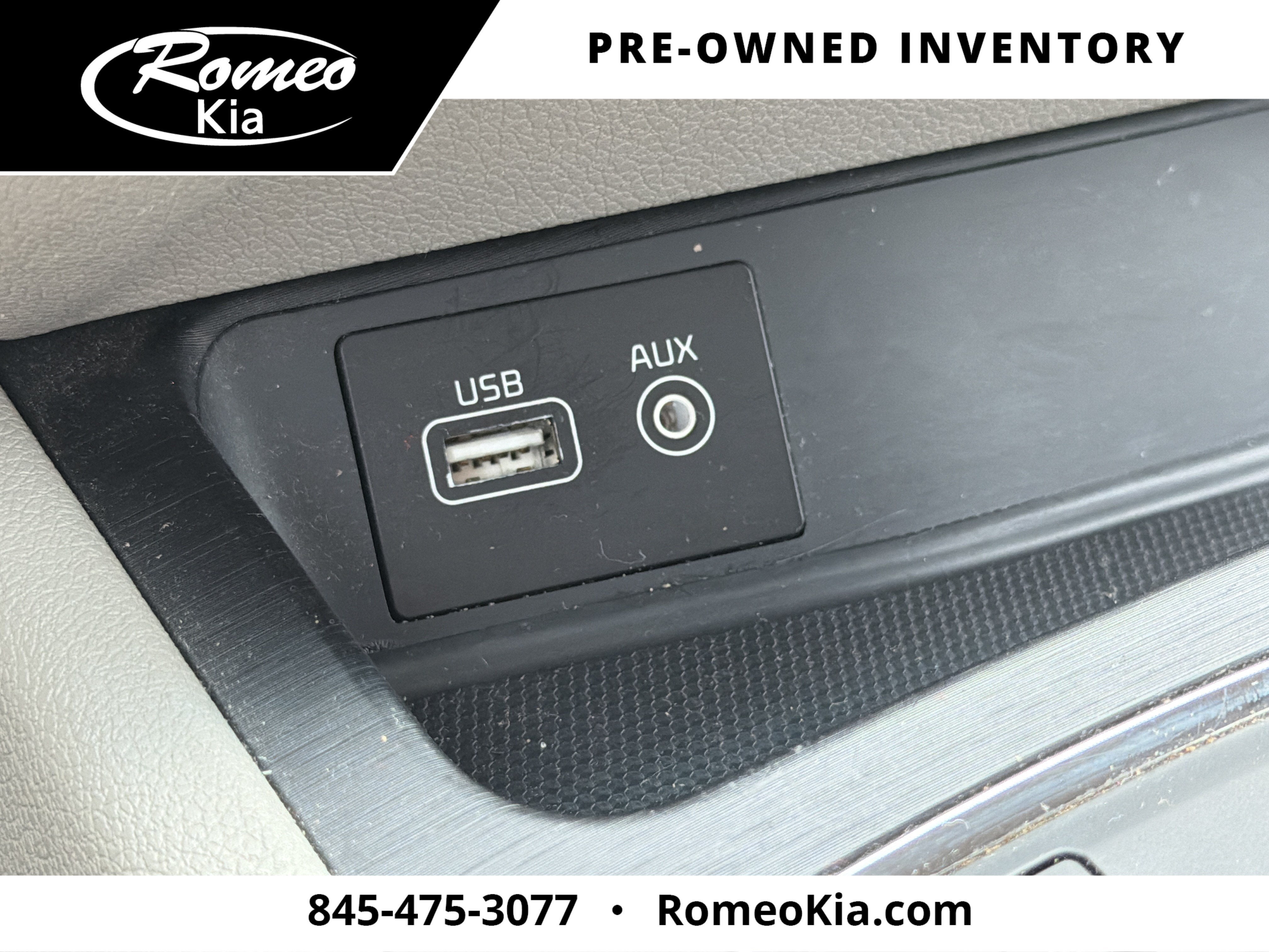 2018 Kia Sedona LX