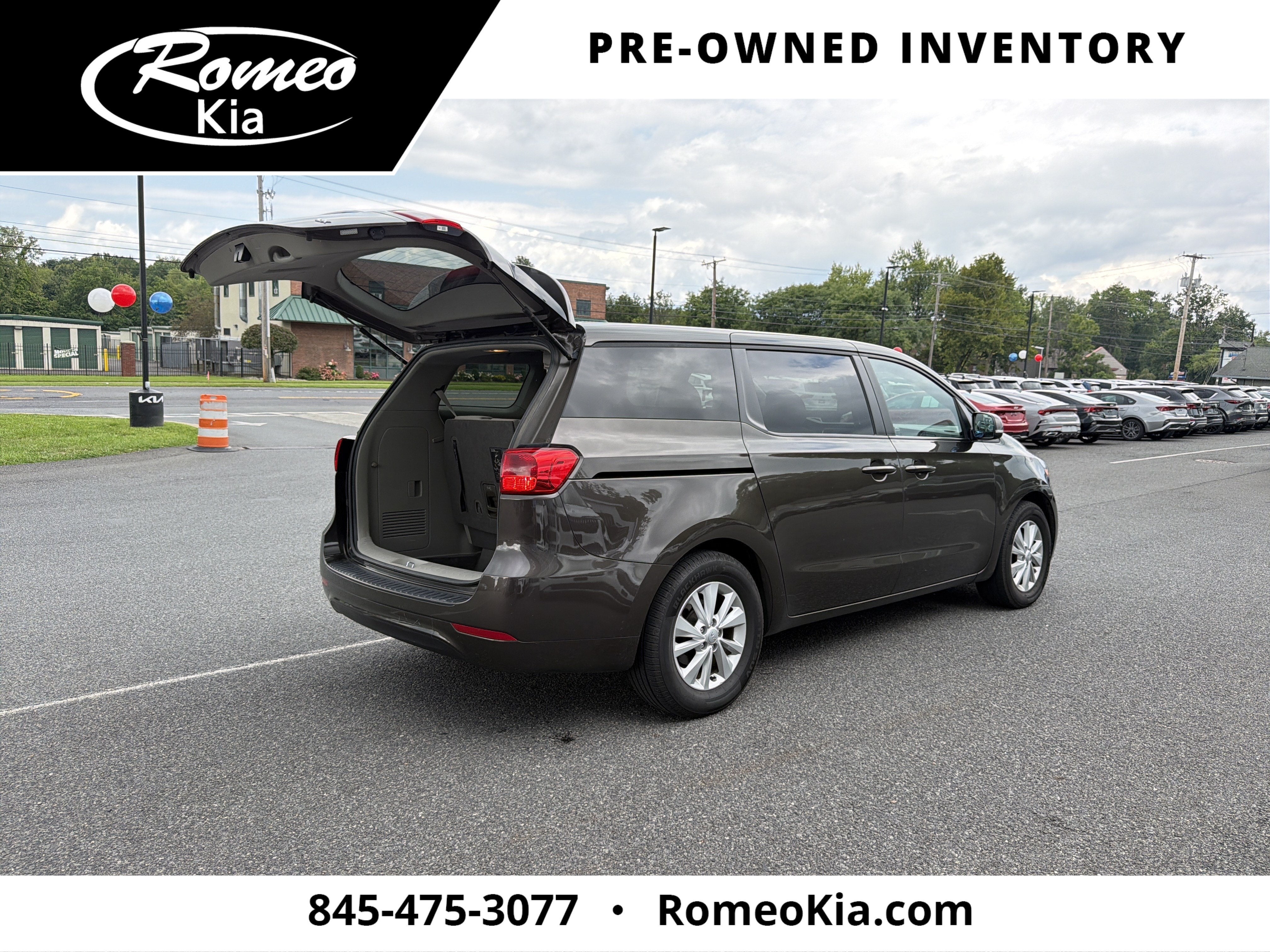2018 Kia Sedona LX