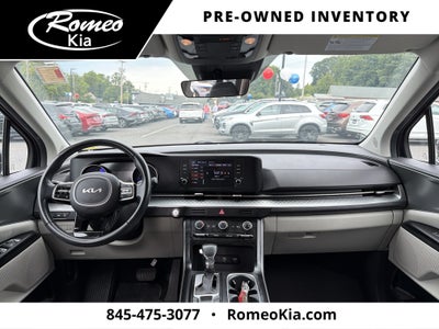 2023 Kia Carnival LX Seat Package