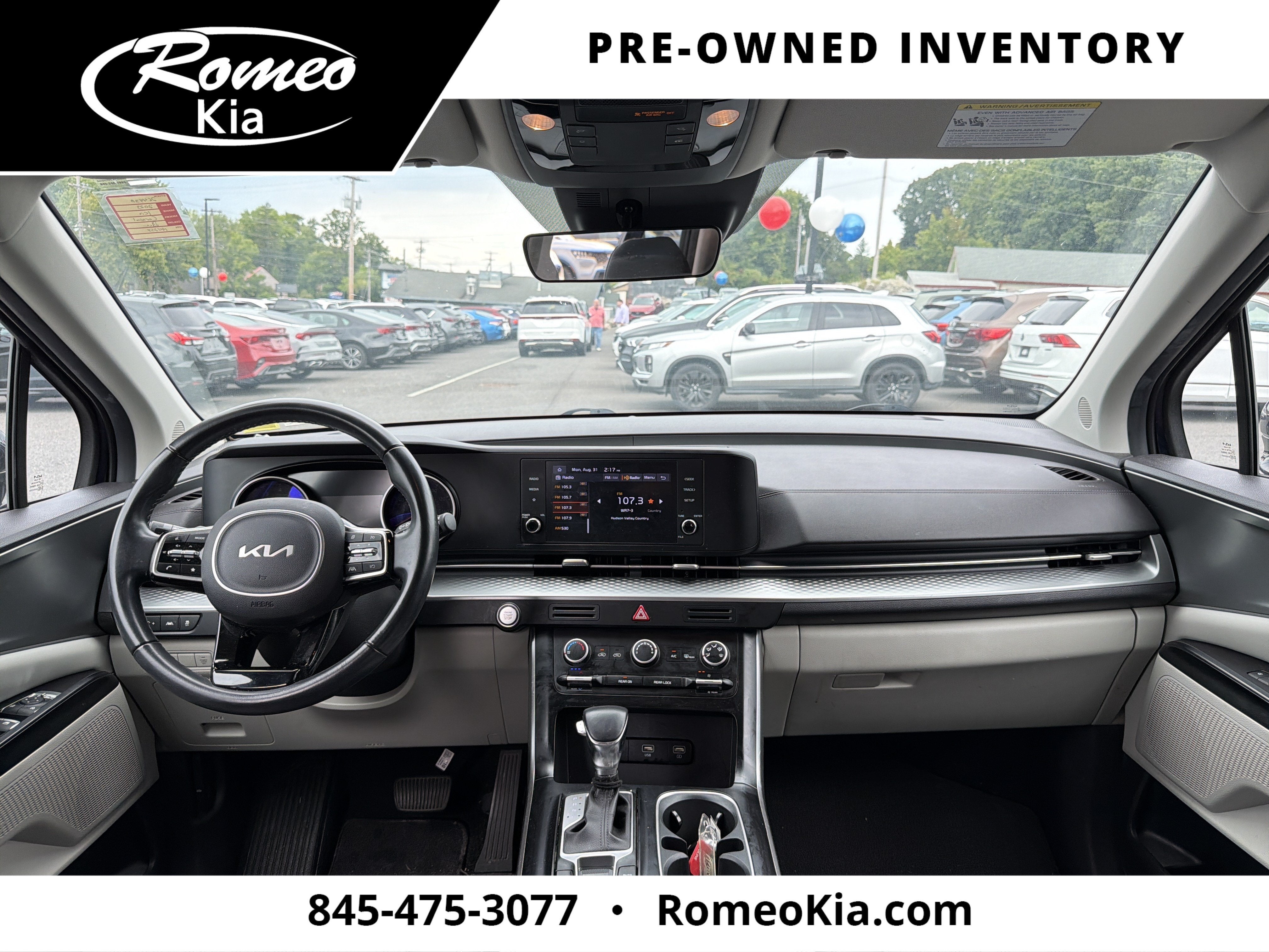 2023 Kia Carnival LX Seat Package