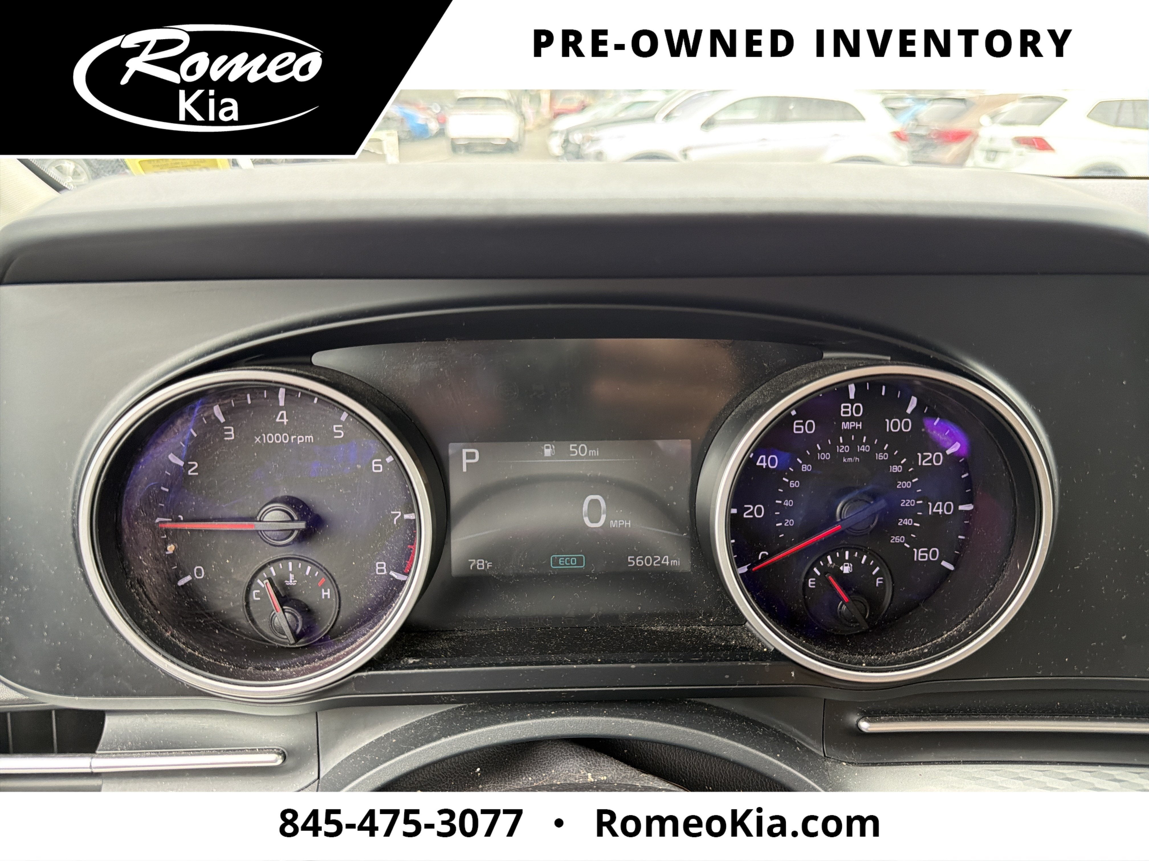2023 Kia Carnival LX Seat Package