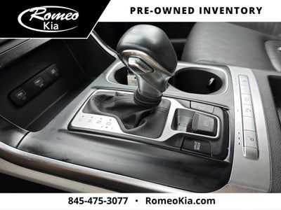 2023 Kia Carnival LX Seat Package