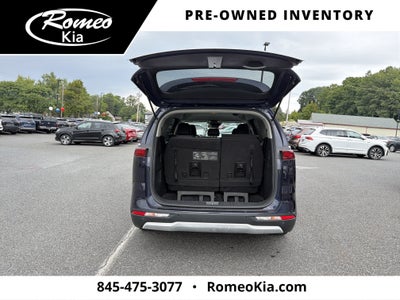 2023 Kia Carnival LX Seat Package