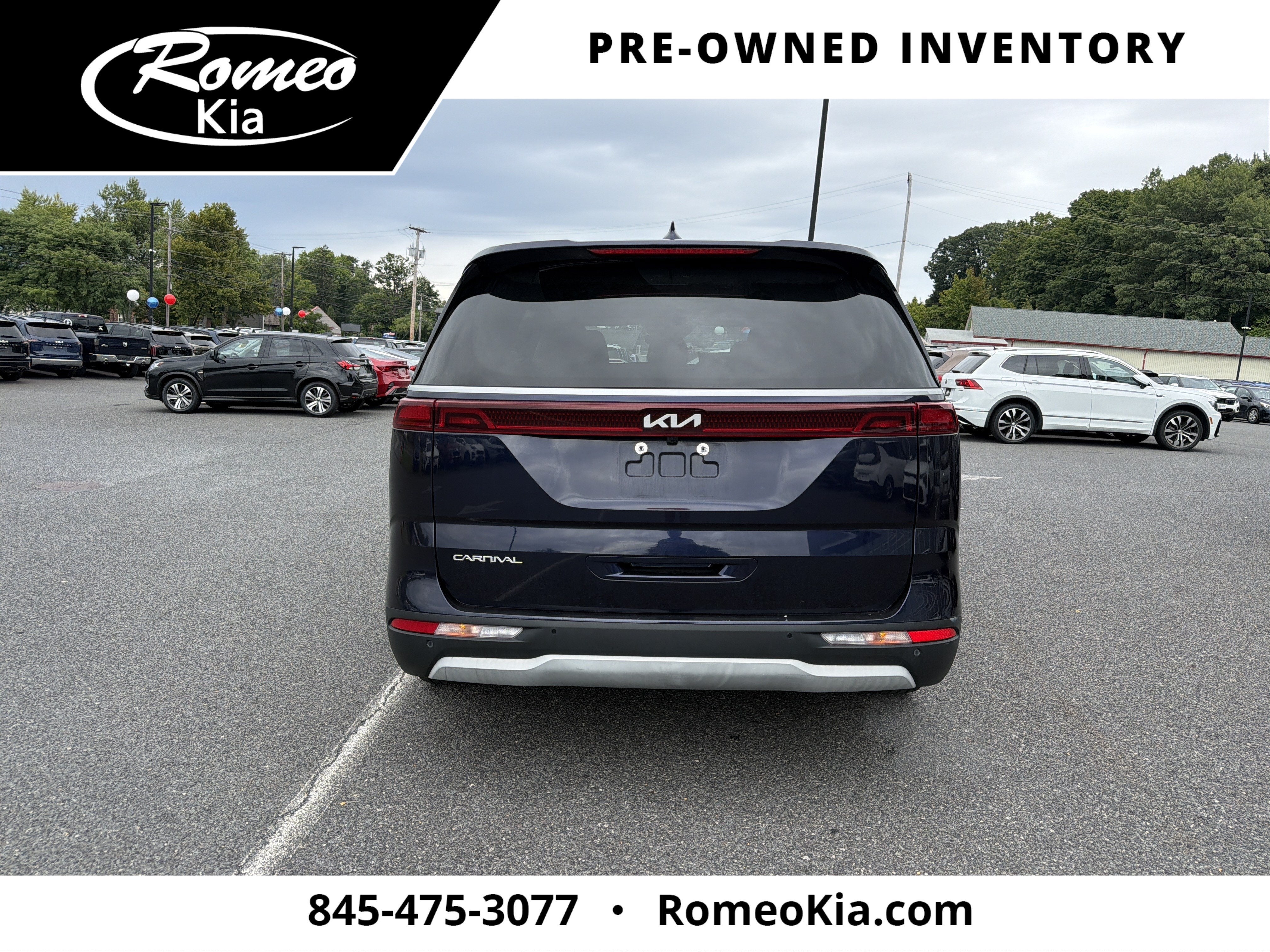 2023 Kia Carnival LX Seat Package