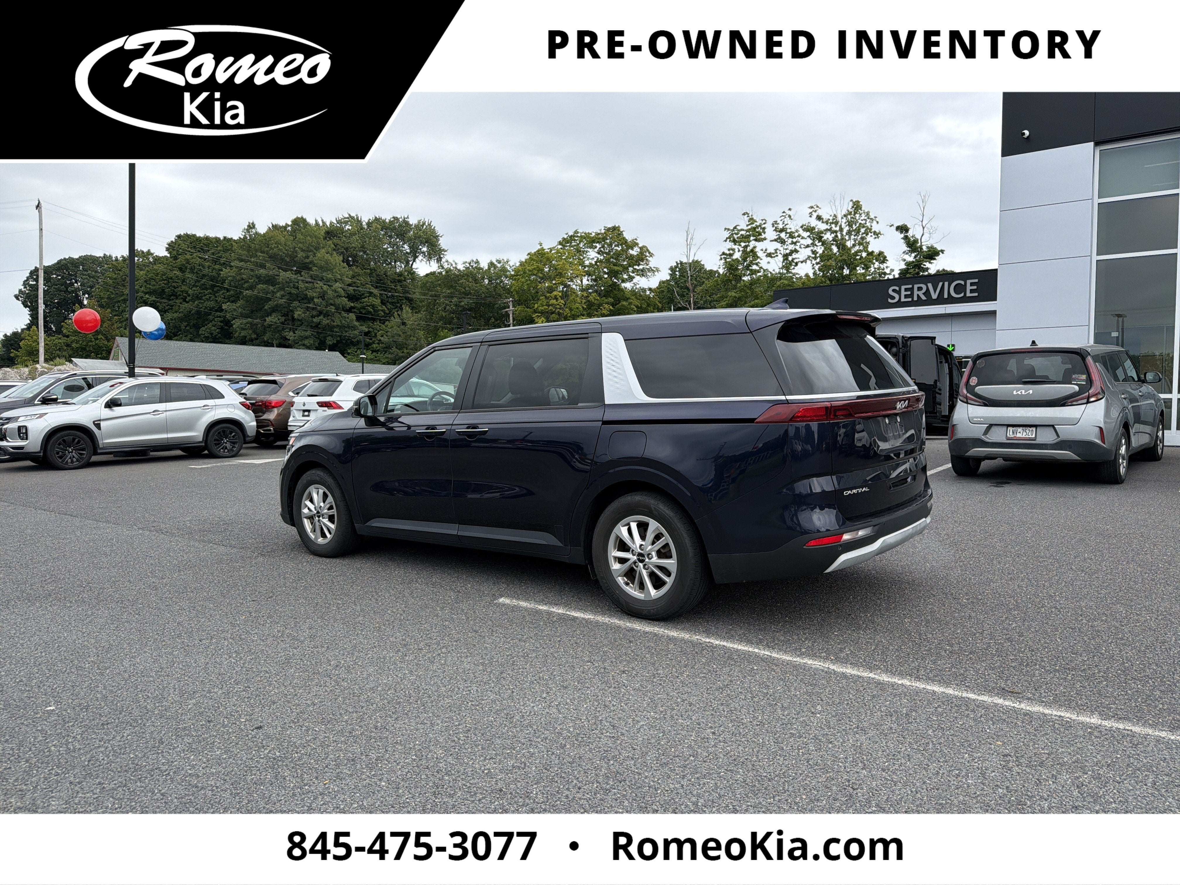 2023 Kia Carnival LX Seat Package