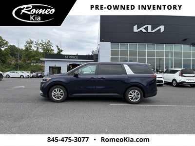 2023 Kia Carnival LX Seat Package