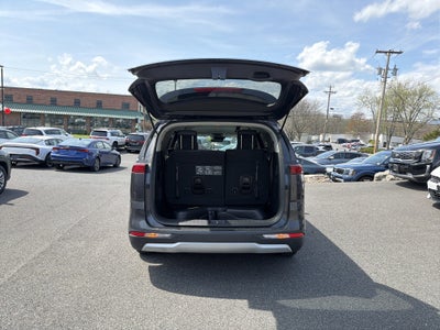 2024 Kia Carnival LX