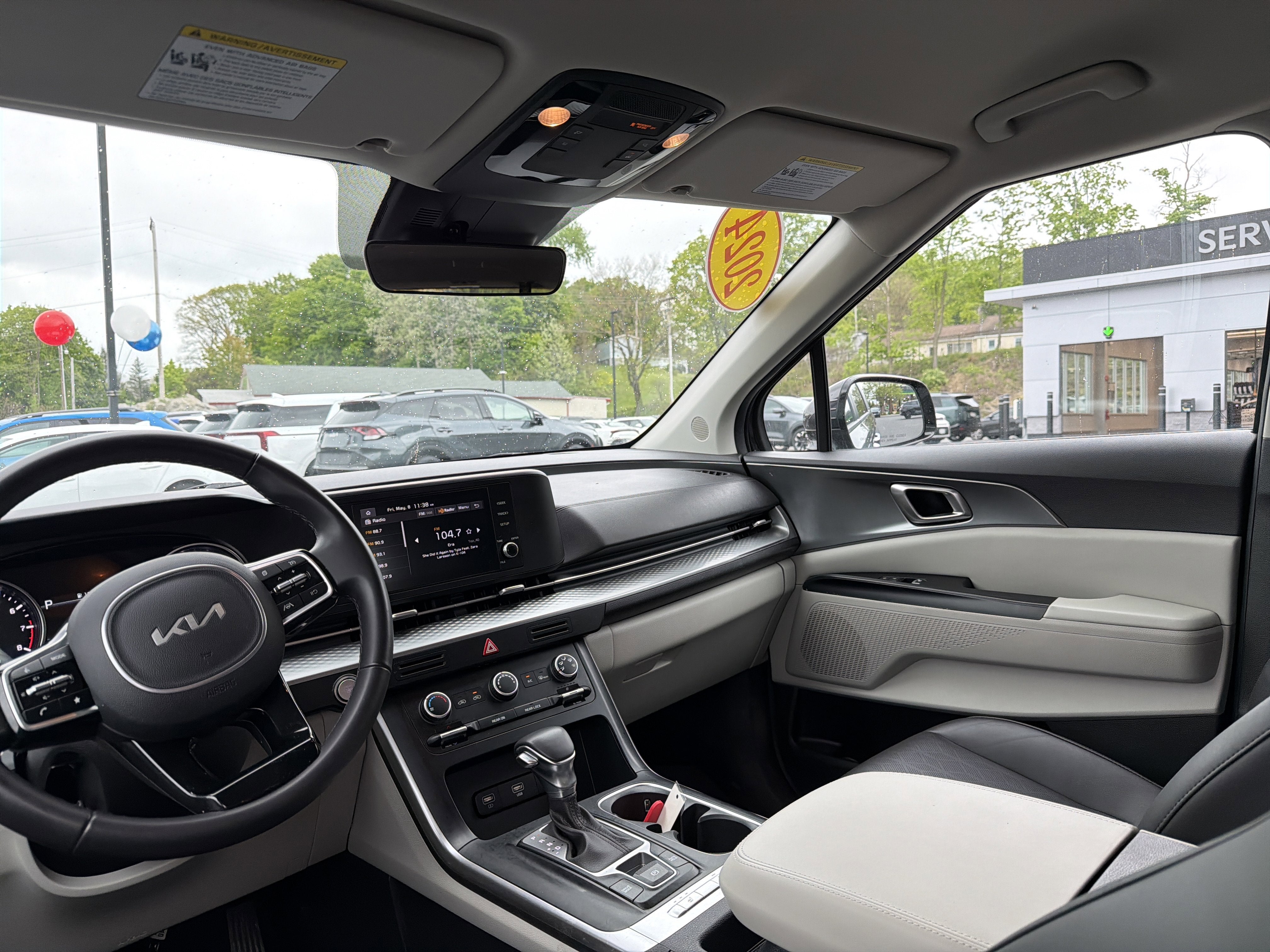 2024 Kia Carnival LX