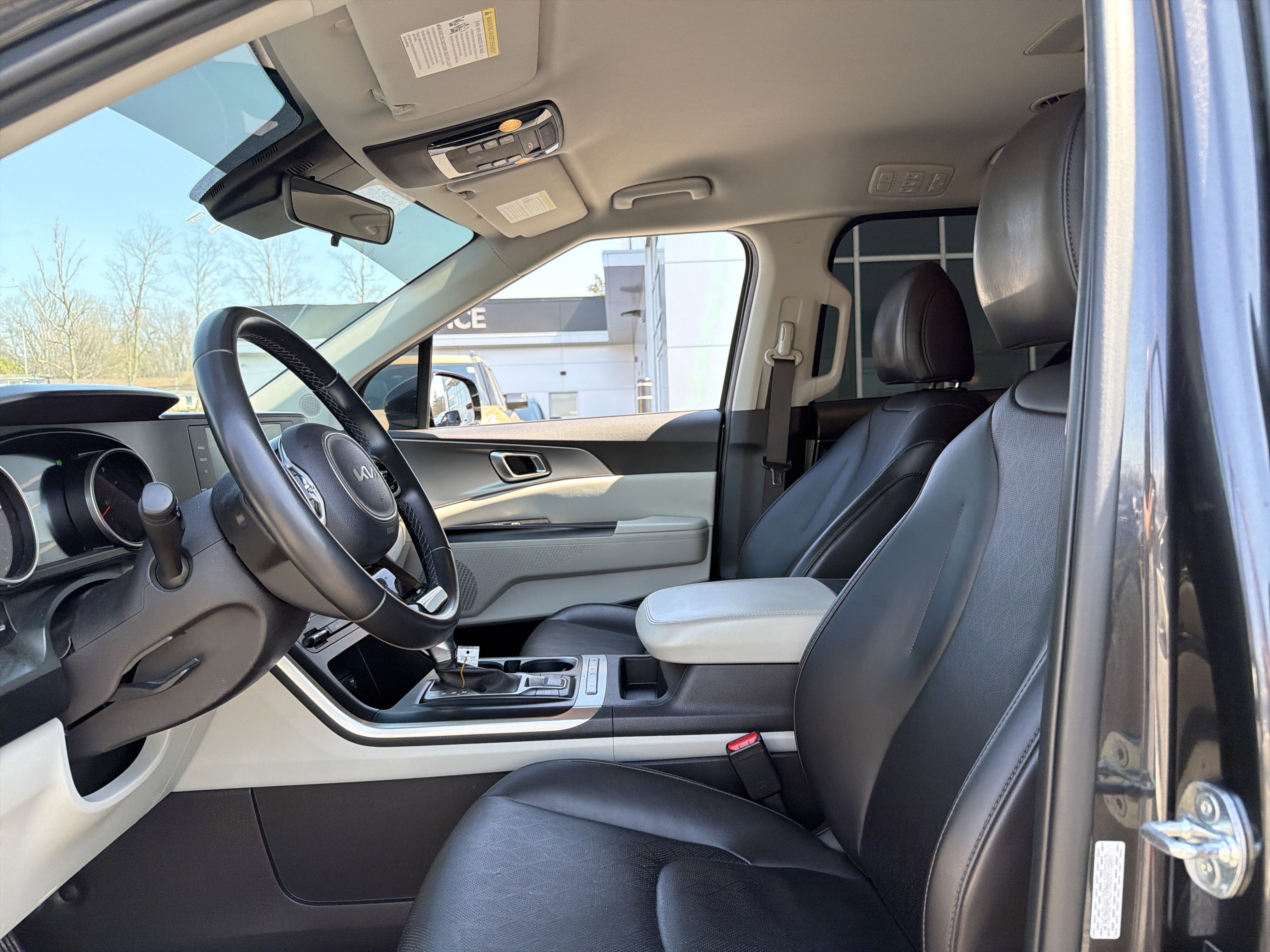 2022 Kia Carnival LXS