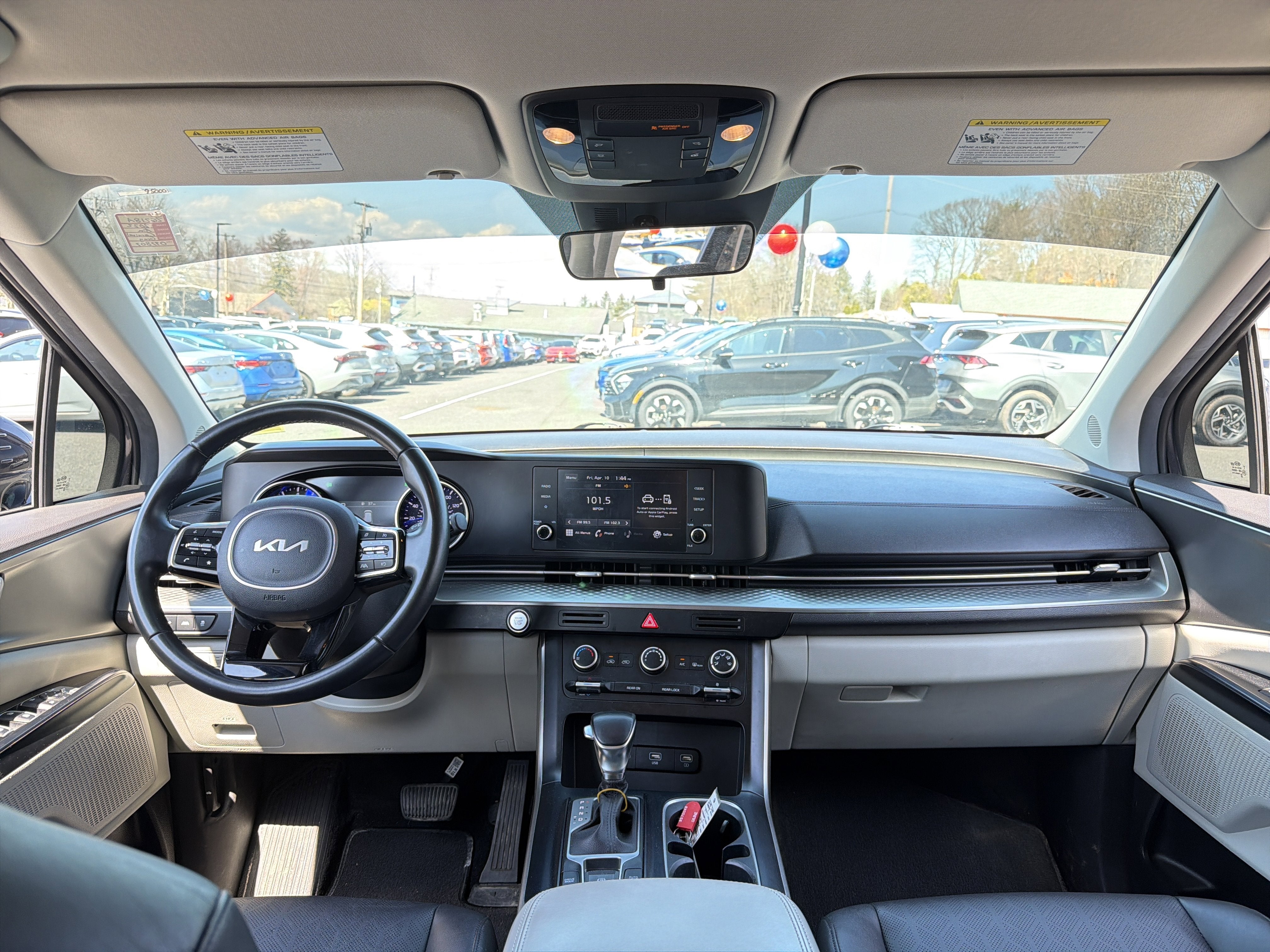 2022 Kia Carnival LXS