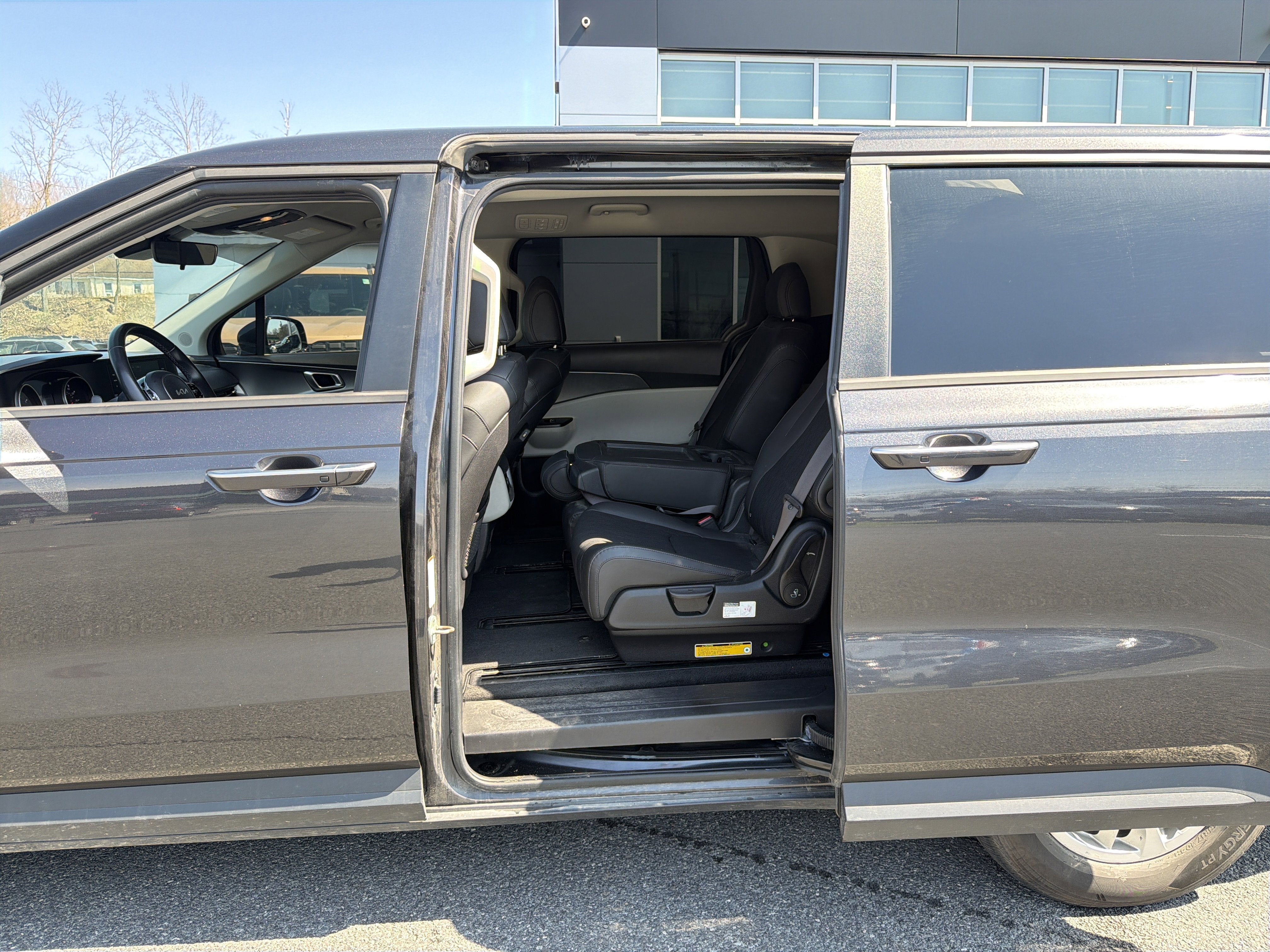 2022 Kia Carnival LXS