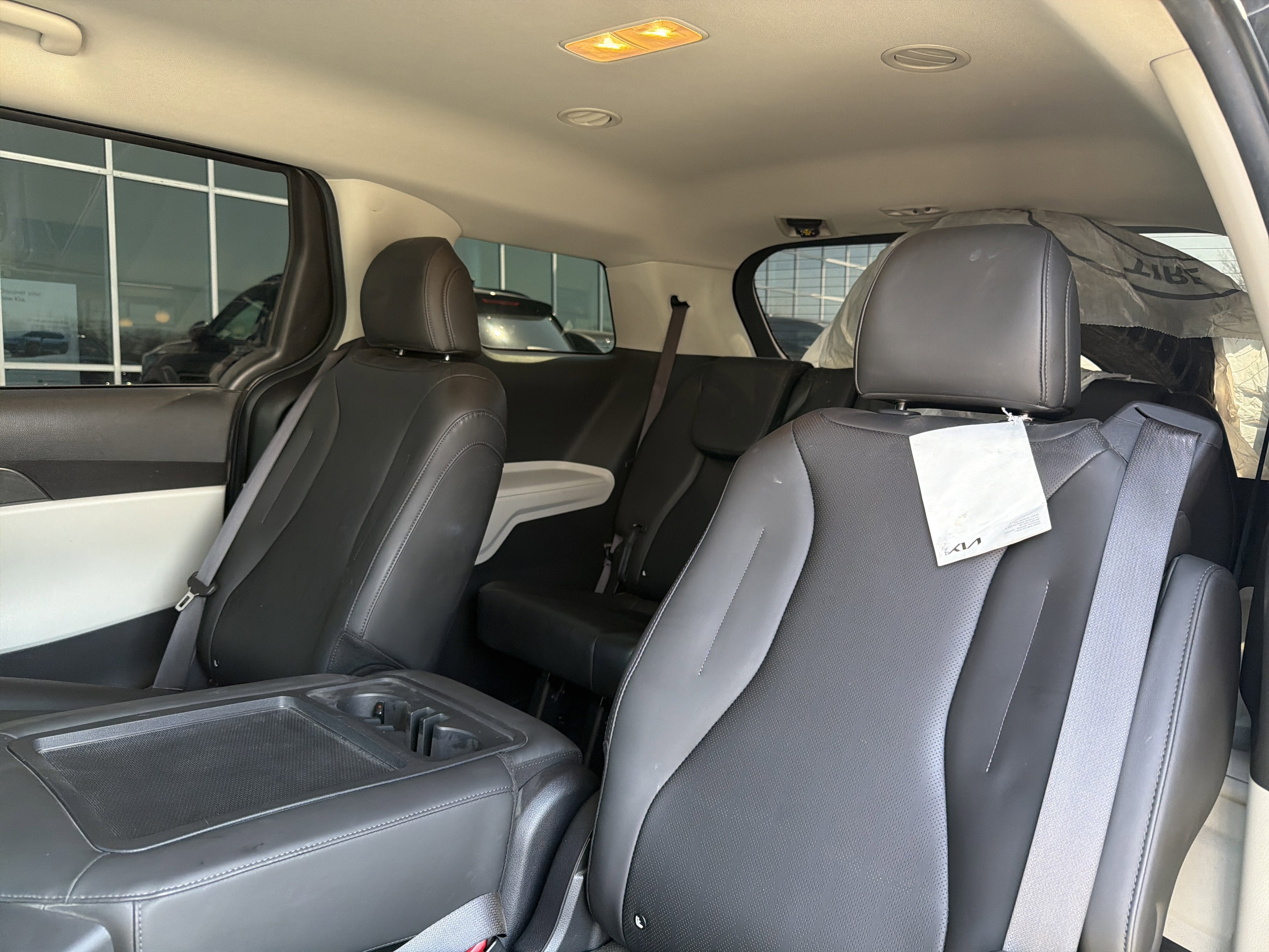 2022 Kia Carnival LXS