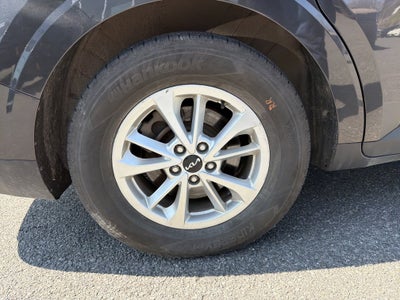 2022 Kia Carnival LXS